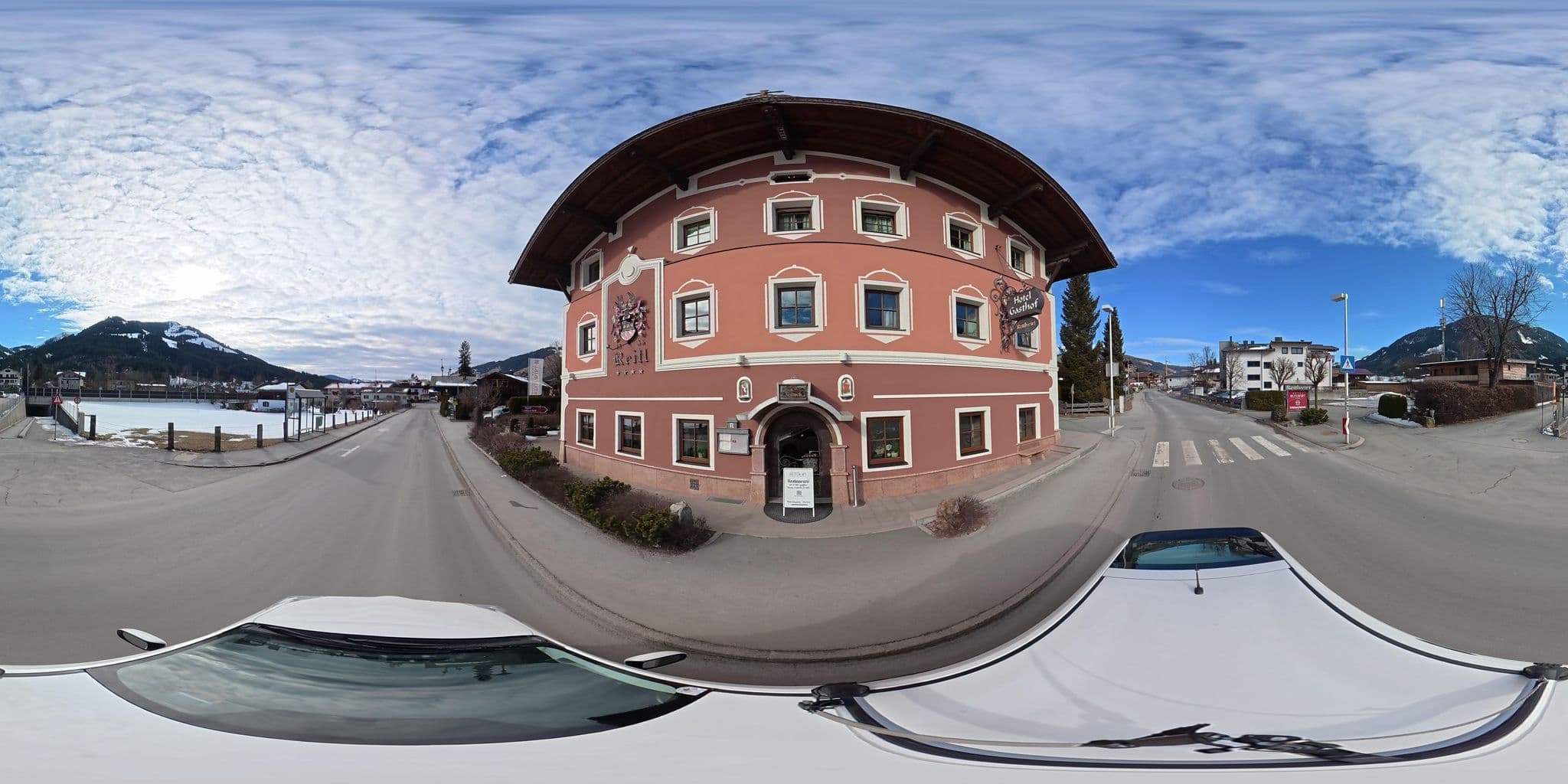 Street view near Hotel Reitlwirt, Brixen im Thale — © osmplus_org (CC BY-SA · Mapillary)