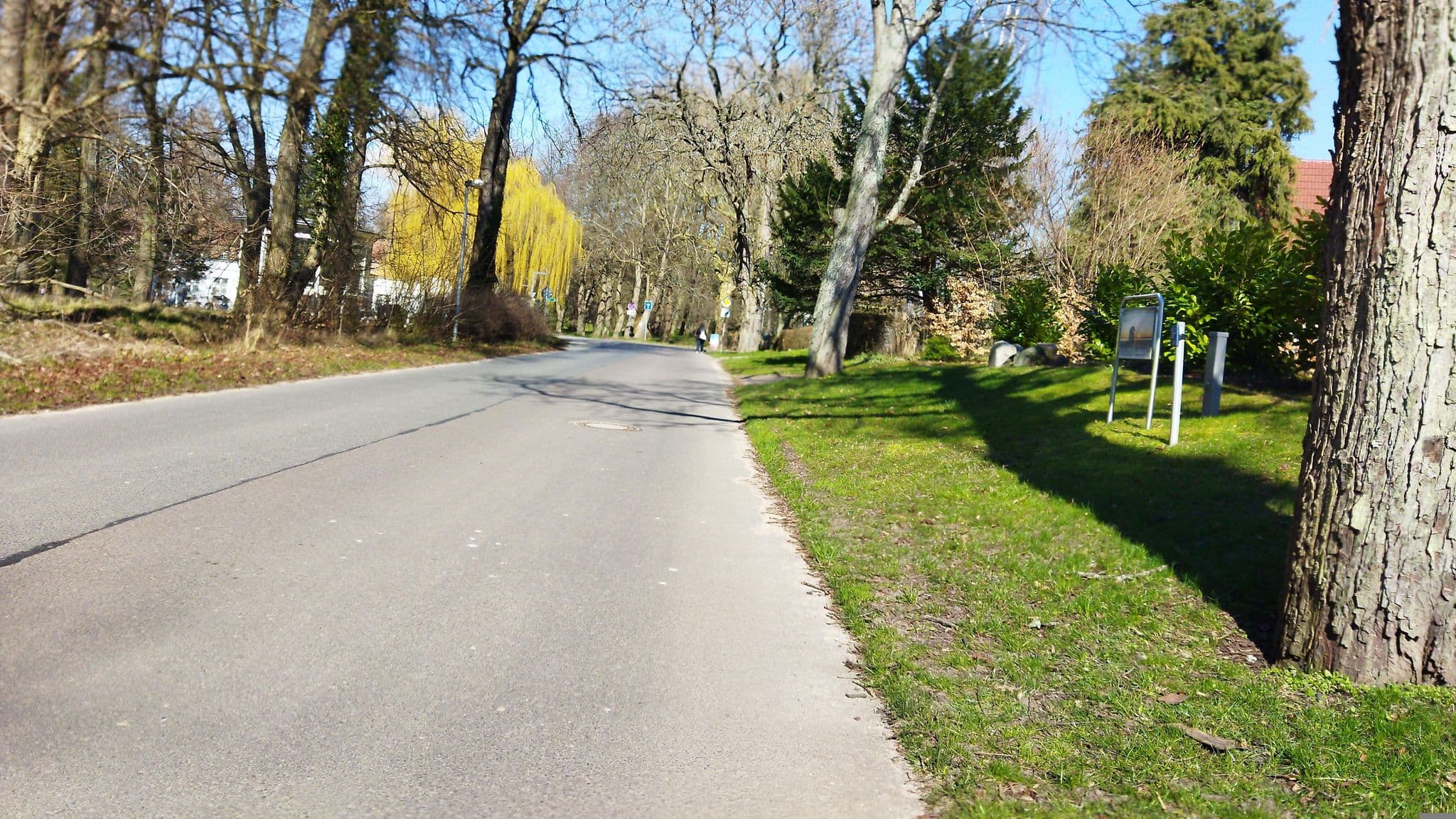 Street view near Boddenresidenz Haus 1, Putbus — © changchun1 (CC BY-SA · Mapillary)