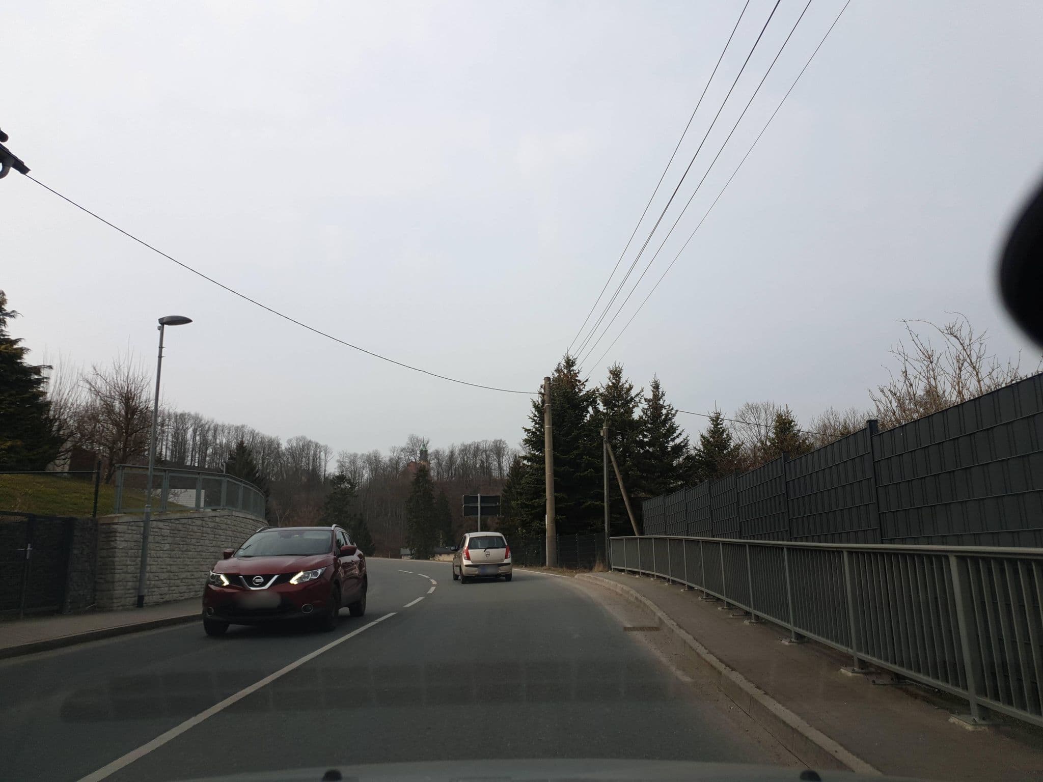 Street view near Gasthaus und Pension Höllmühle, Leubsdorf — © canislupus (CC BY-SA · Mapillary)