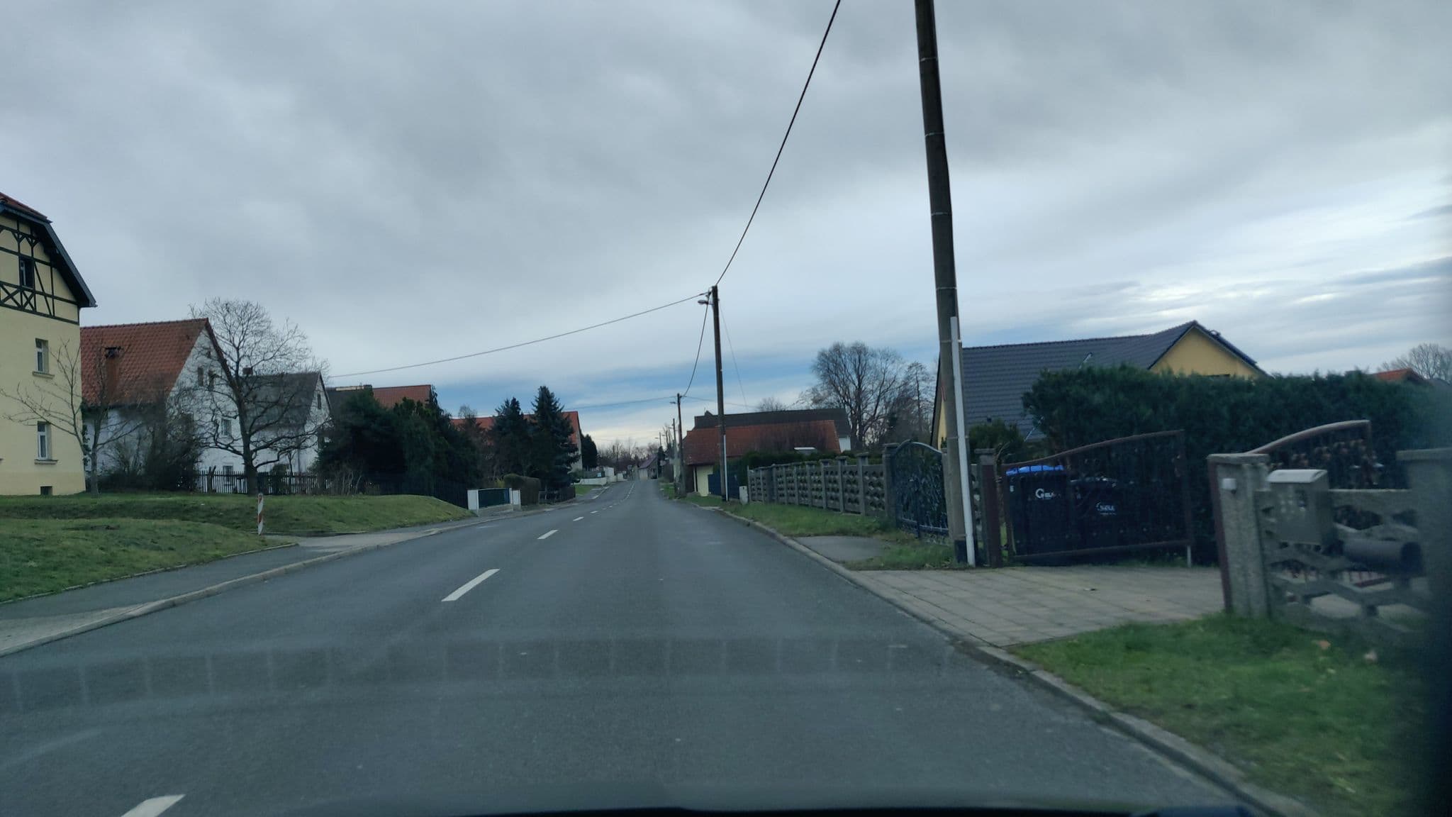 Street view near Hotel & Restaurant Kastanienhof, Bad Lausick — © shogun (CC BY-SA · Mapillary)