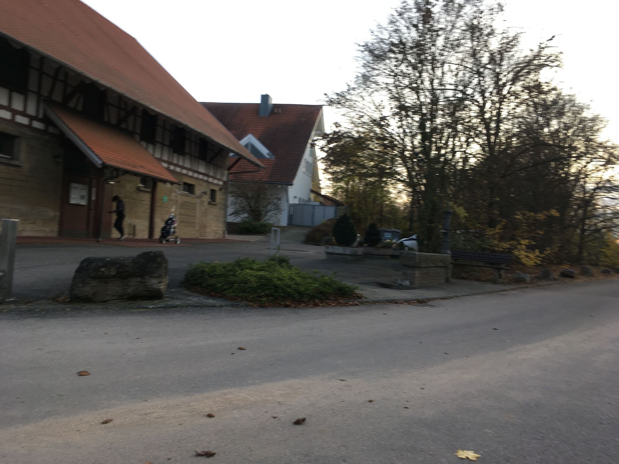 Street view near Schlosshotel Liebenstein, Neckarwestheim — © changchun1 (CC BY-SA · Mapillary)