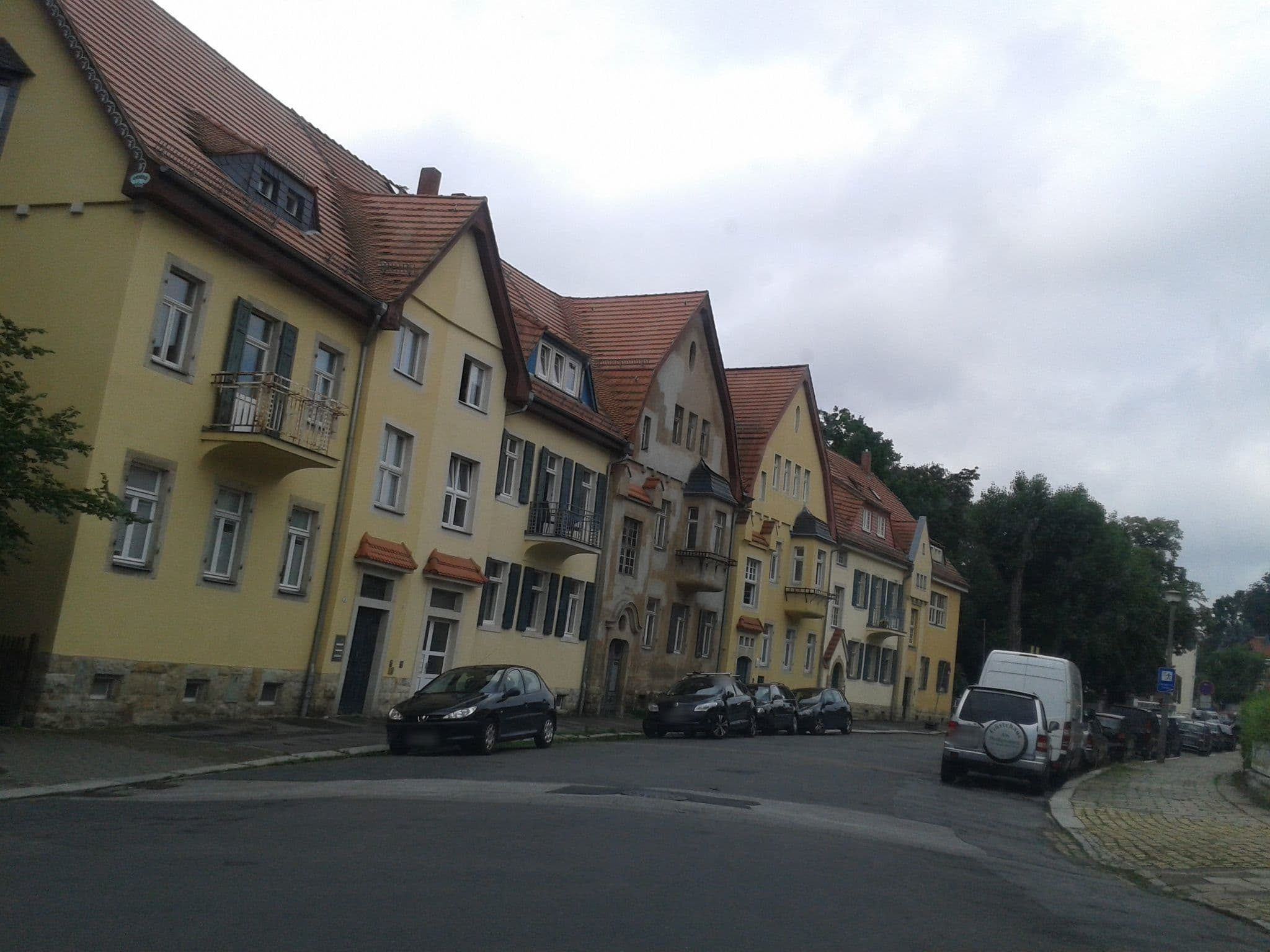 Street view near Gästehaus Am Heiligenborn, Leuben — © thomas (CC BY-SA · Mapillary)
