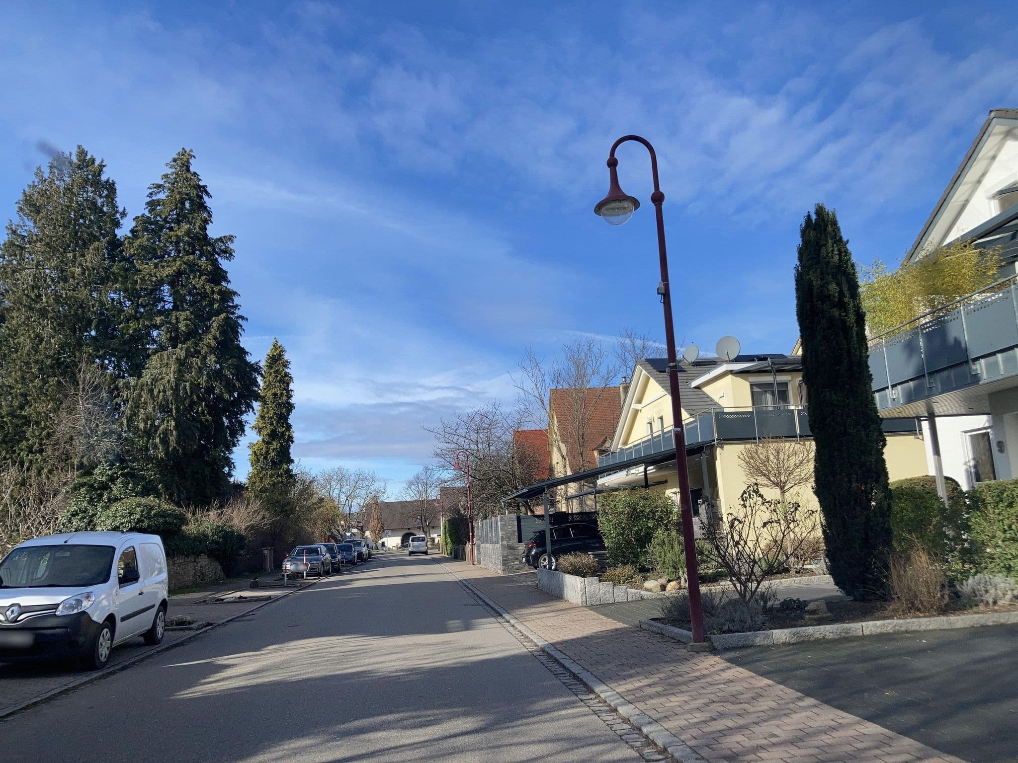 Street view near Hotel & Landhäuser Zur Krone, Auggen — © tasmaniadevil (CC BY-SA · Mapillary)