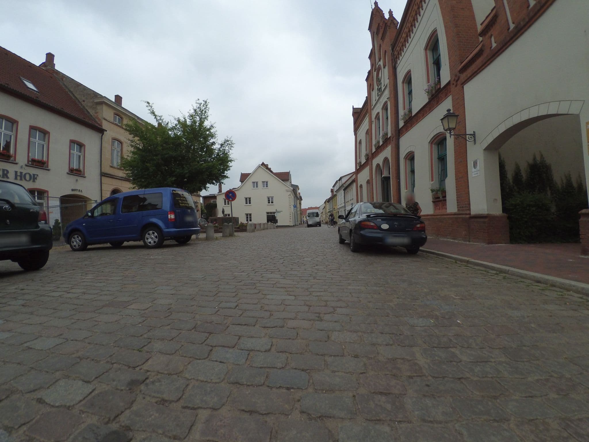 Street view near Nordischer Hof, Krakow am See — © peewee32 (CC BY-SA · Mapillary)