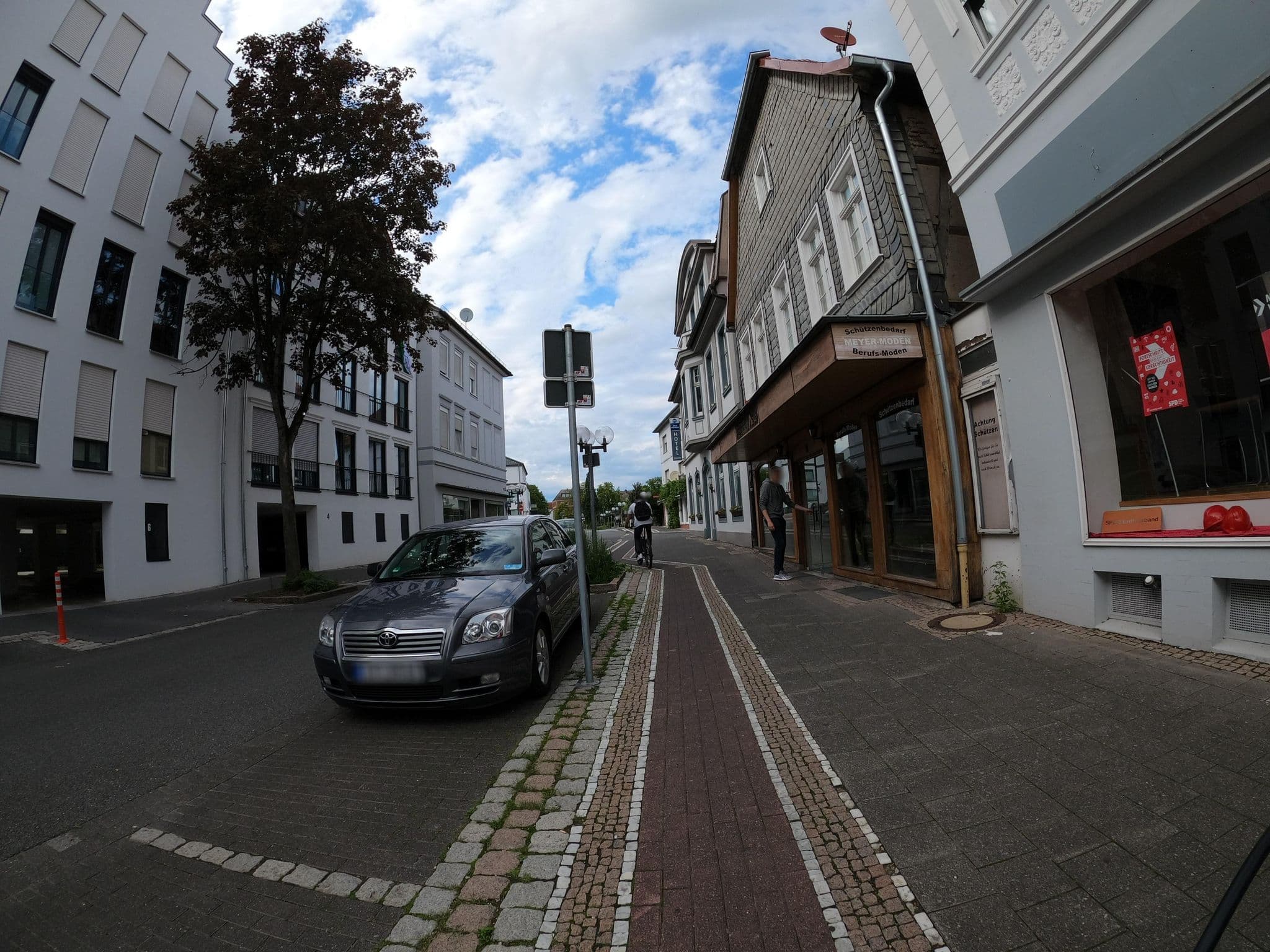 Street view near Lippischer Hof, Lippstadt — © VIA_KK (CC BY-SA · Mapillary)
