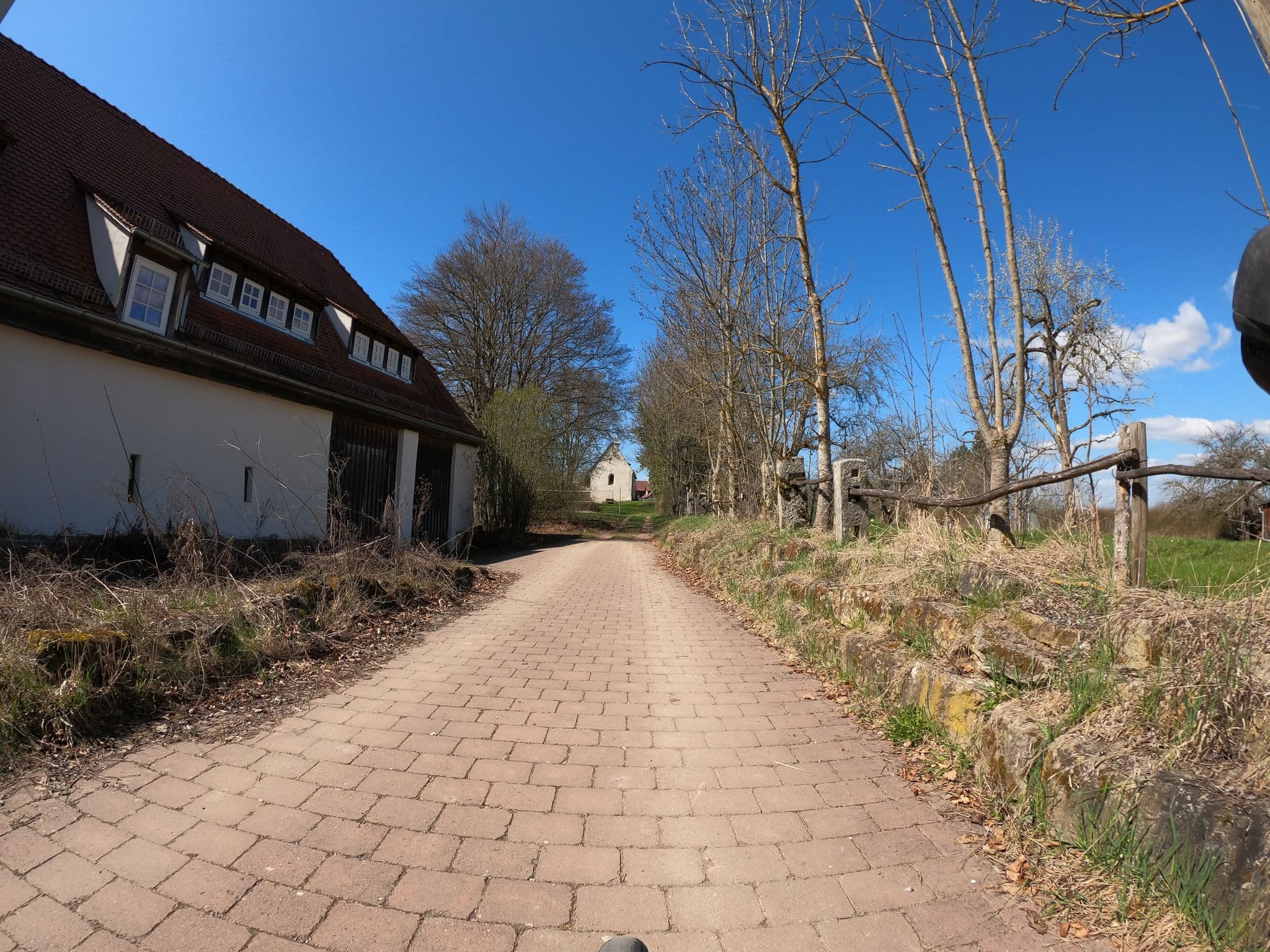 Street view near Jugend- und Freizeithaus Kalkweil, Rottenburg — © plexi32 (CC BY-SA · Mapillary)
