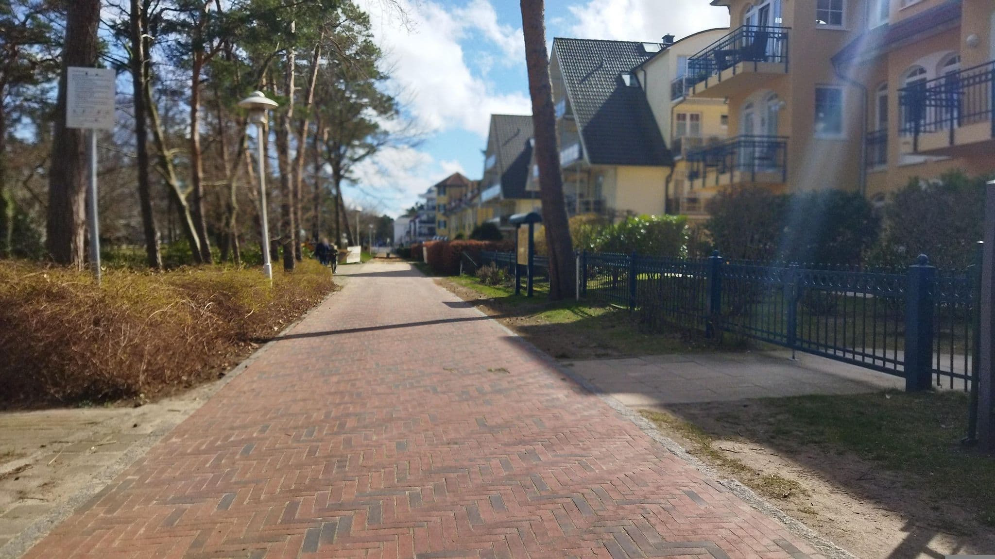 Street view near Kurparkresidenz Baabe, Sellin