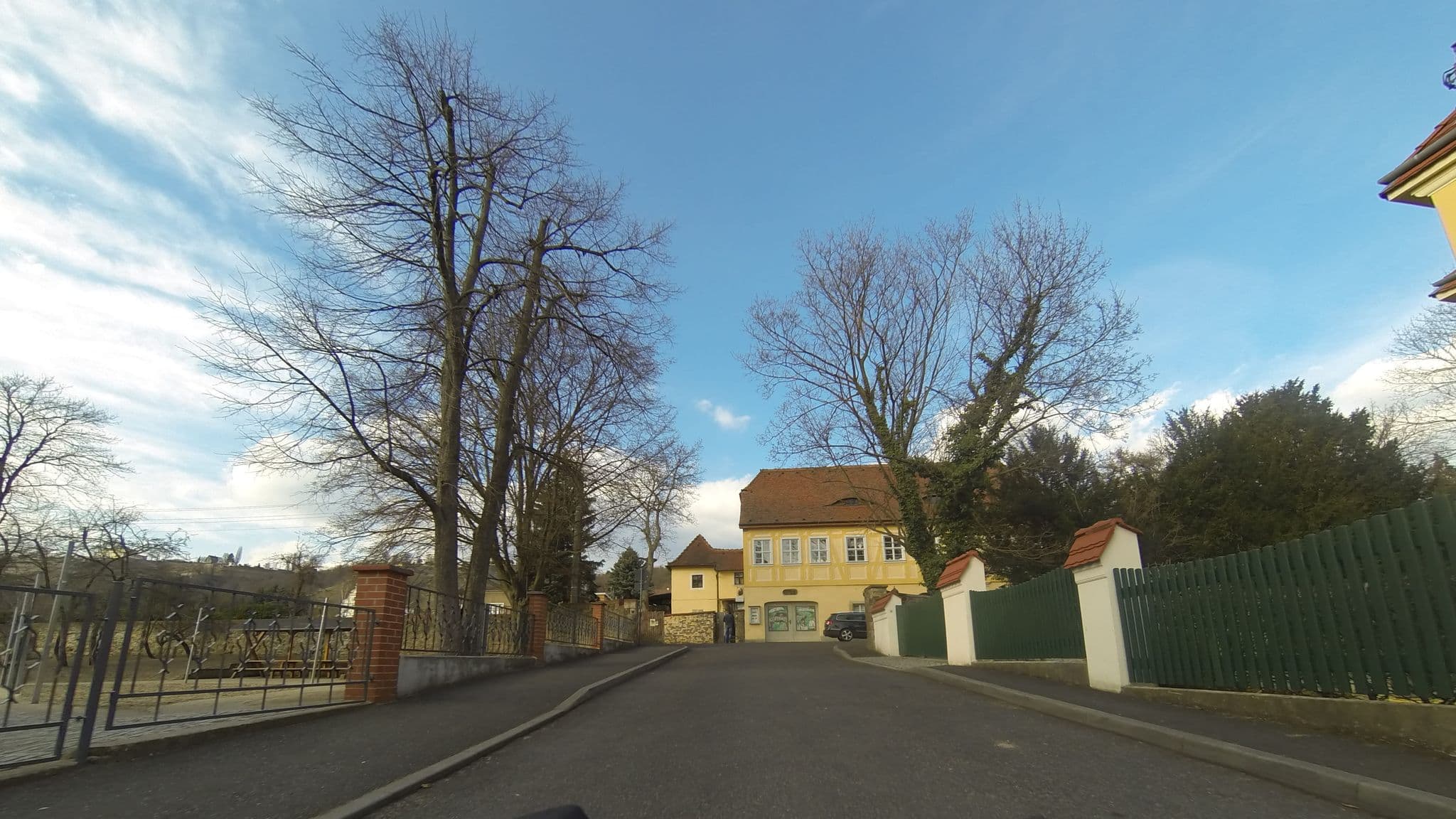 Street view near Haus Steinbach, Radebeul — © utack (CC BY-SA · Mapillary)