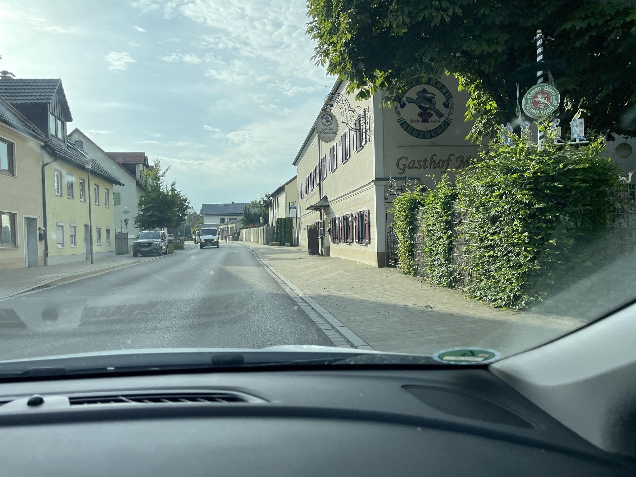 Street view near Gasthof Moosbräu, Aindling — © eisbzs (CC BY-SA · Mapillary)