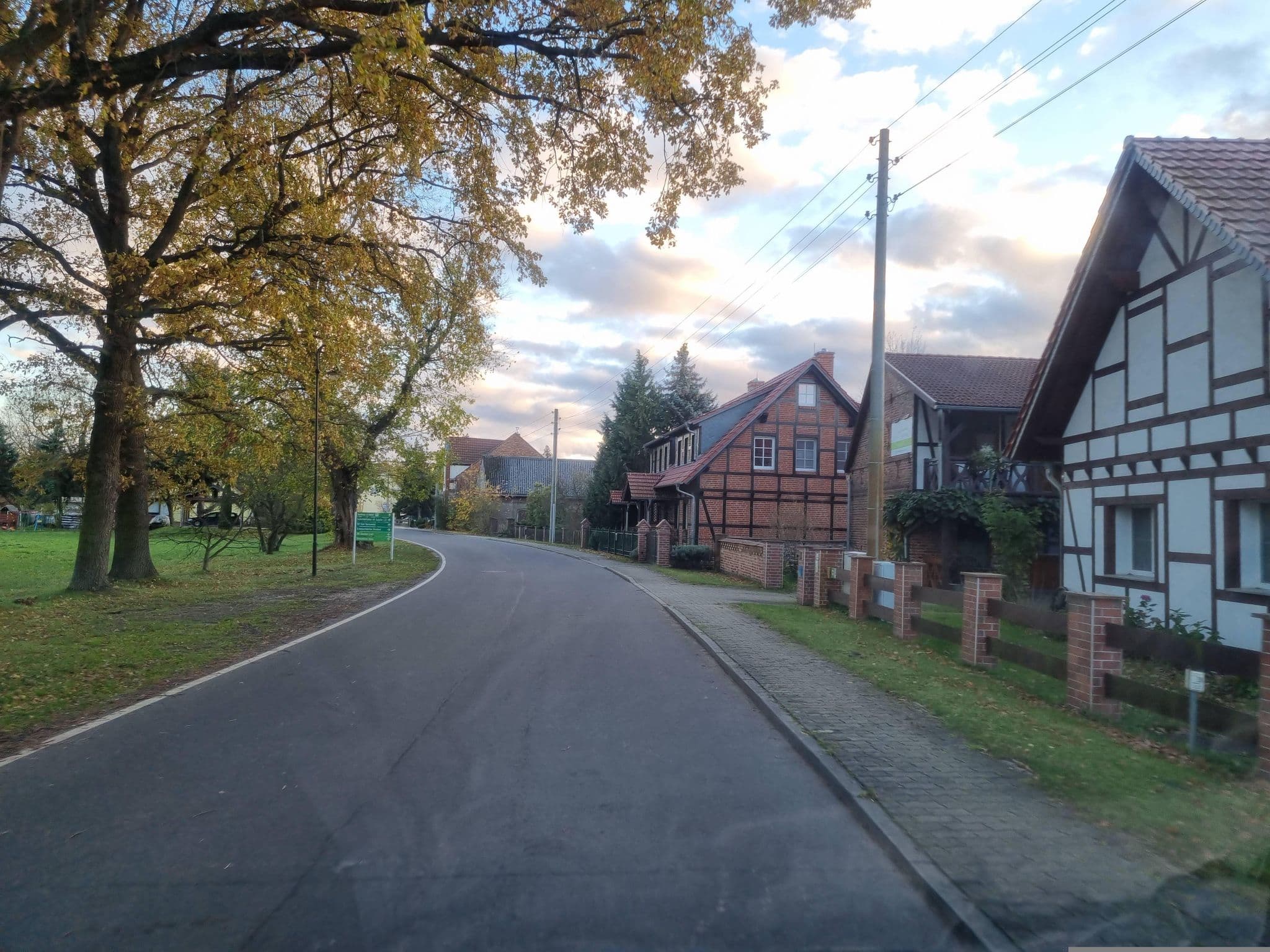 Street view near Hotel Landhaus Brodack, Neu Zauche — © dsmm (CC BY-SA · Mapillary)