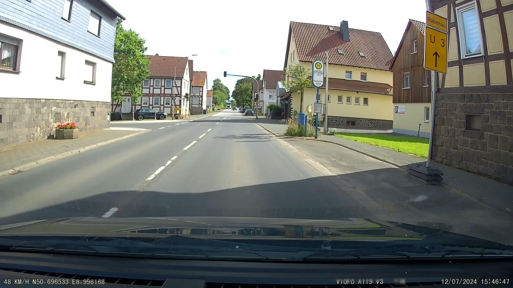 Street view near Landgasthof Fleischhauer, Höingen — © tim3003 (CC BY-SA · Mapillary)
