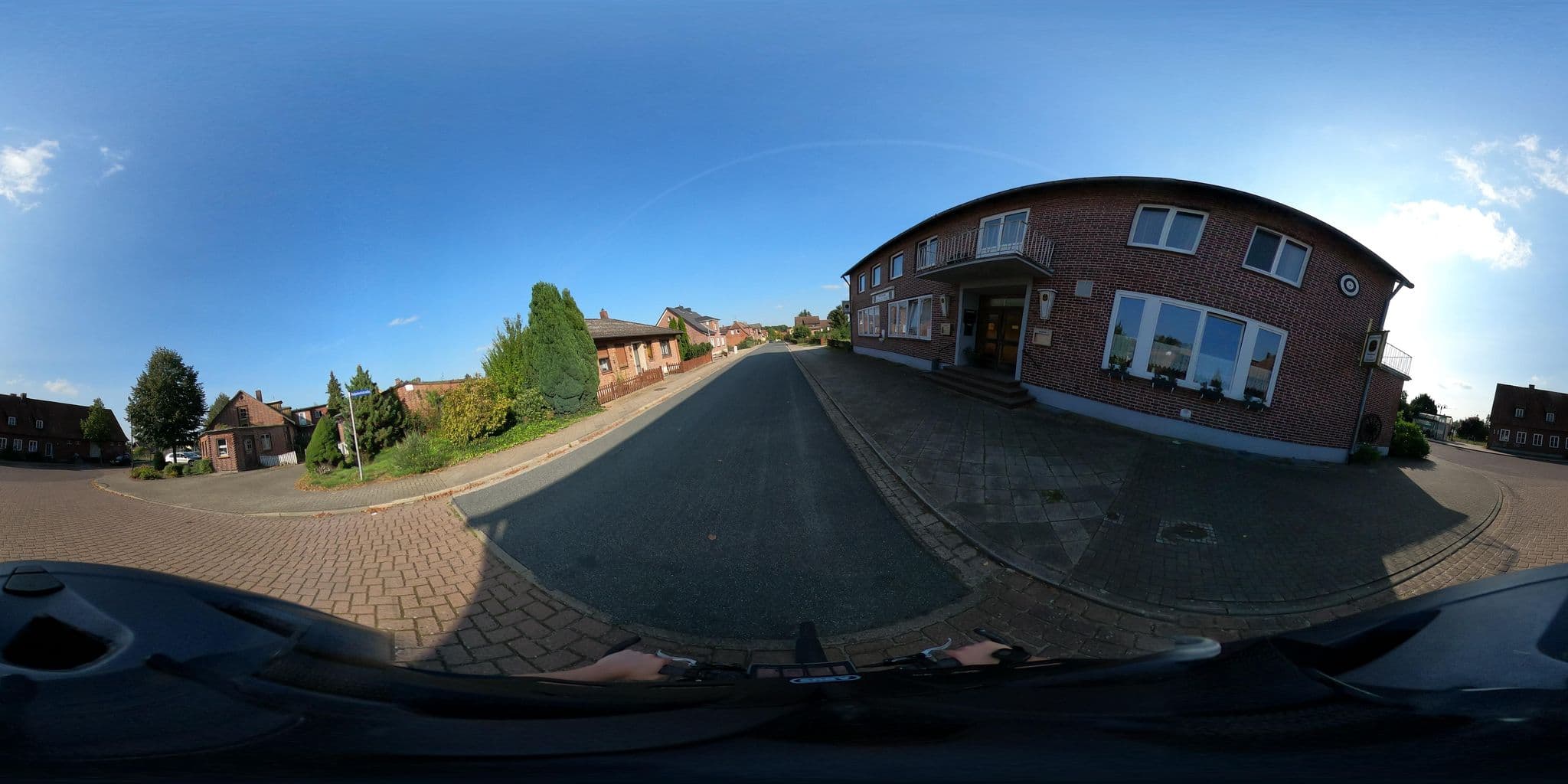 Street view near Gästehaus Am Bahnhof, Lüder — © Lennzzz (CC BY-SA · Mapillary)