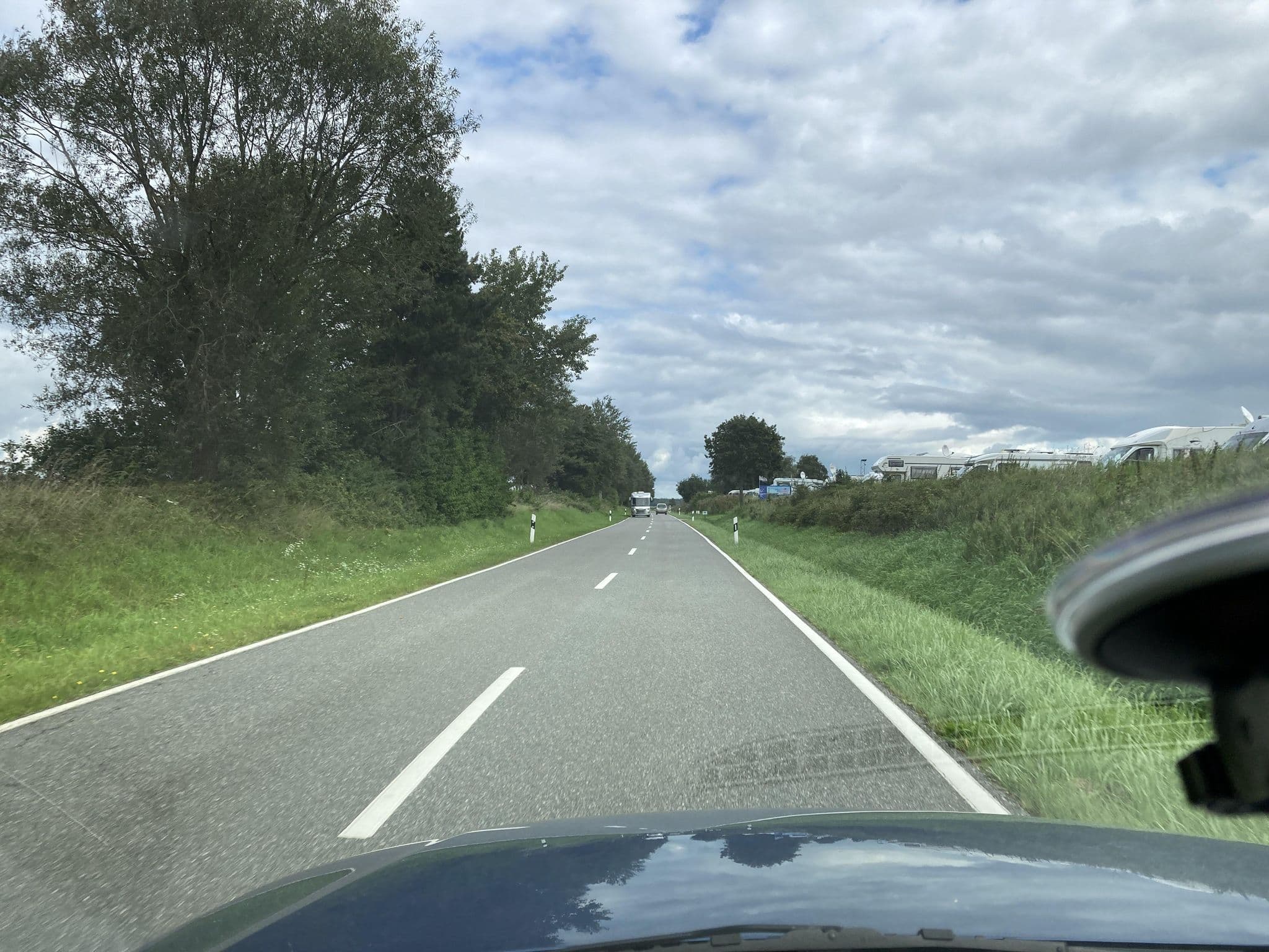 Street view near Wohnmobilhafen am Flugplatz Schachtholm NOK, Jevenstedt — © robffm (CC BY-SA · Mapillary)