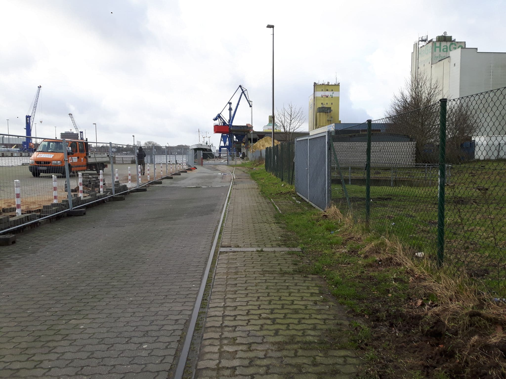 Street view near Wohnmobilhafen am Kreishafen NOK, Rendsburg — © wusel007 (CC BY-SA · Mapillary)