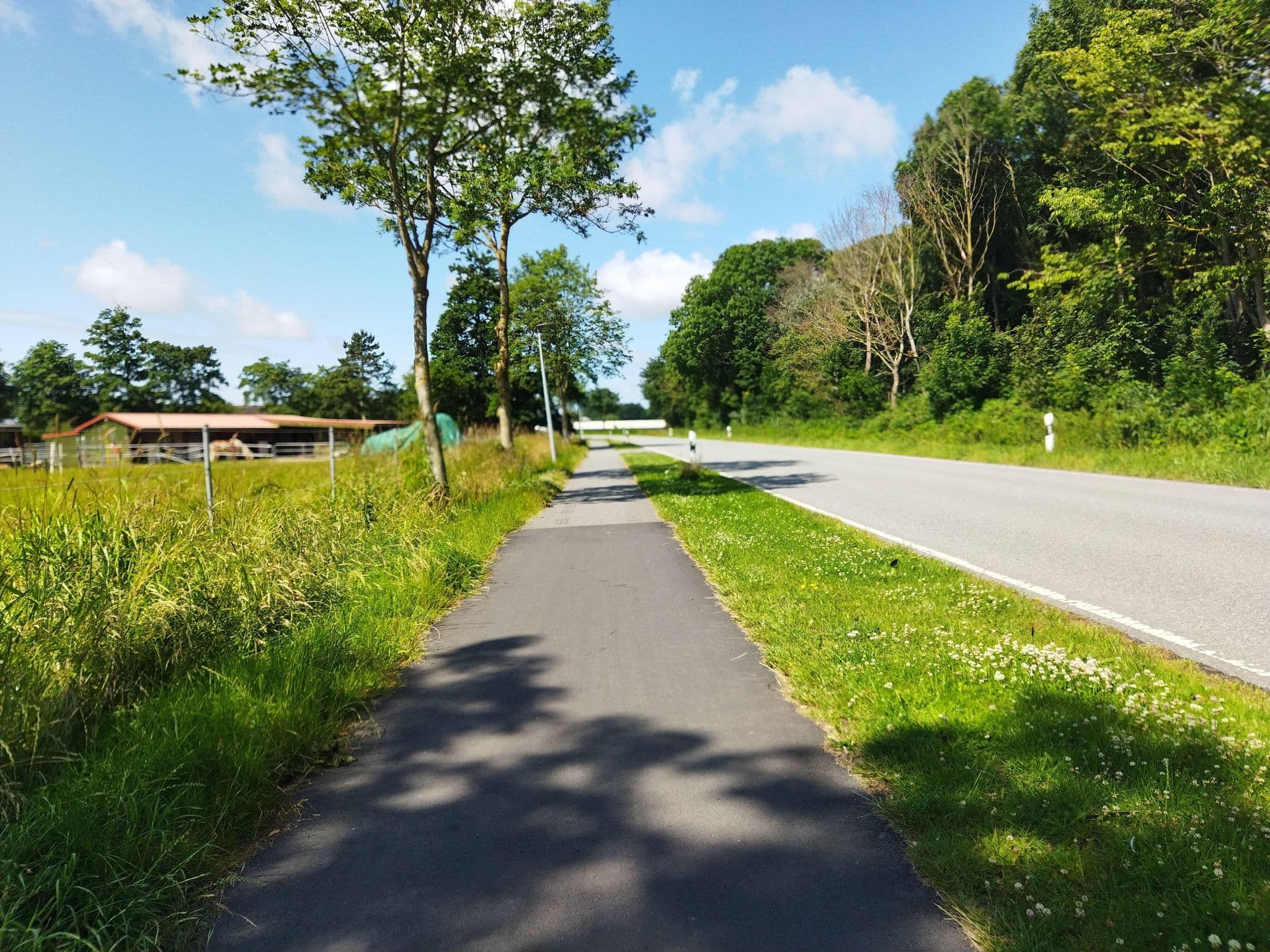 Street view near Die Deichbude, Büsum