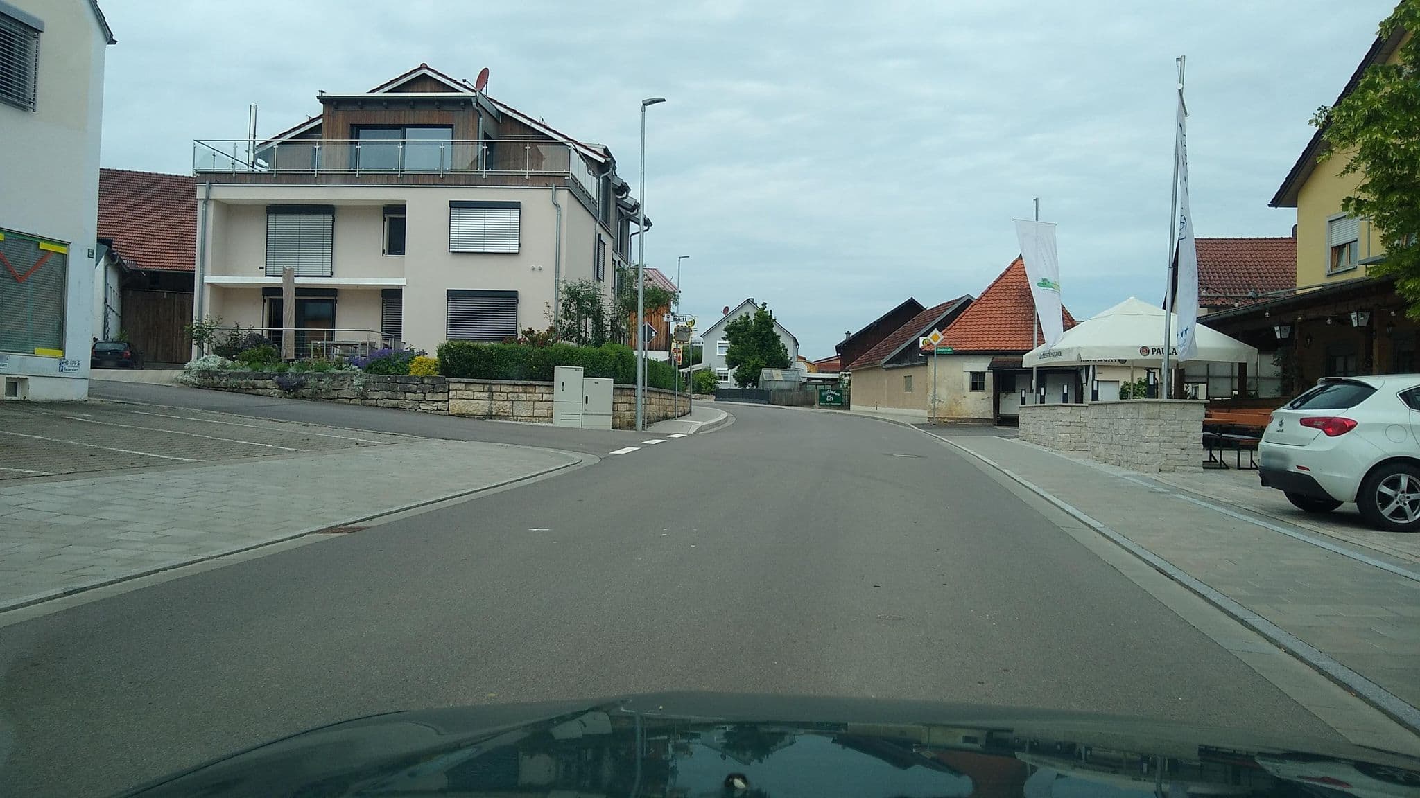 Street view near Schöll, Parsberg — © wegavision (CC BY-SA · Mapillary)