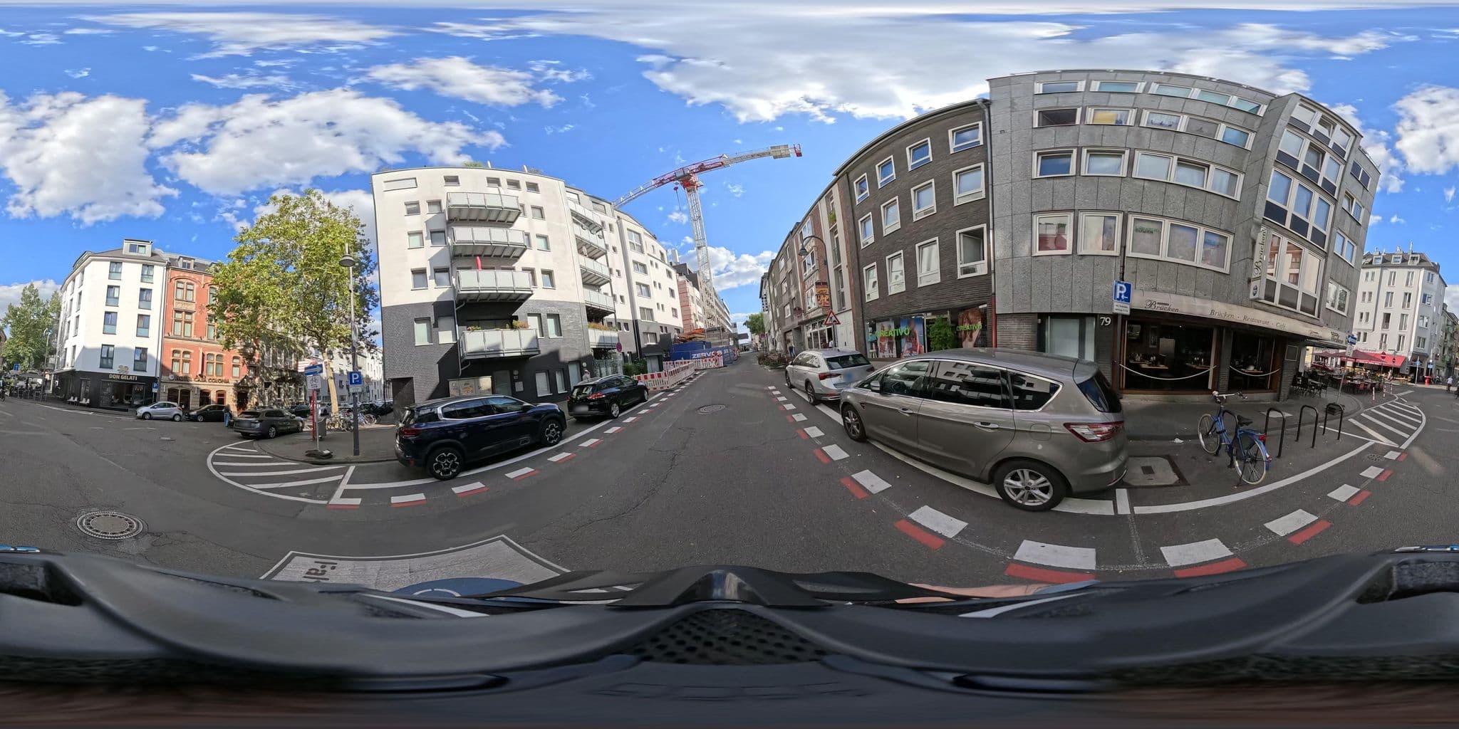 Street view near Casa Colonia, Altstadt Nord — © popball (CC BY-SA · Mapillary)