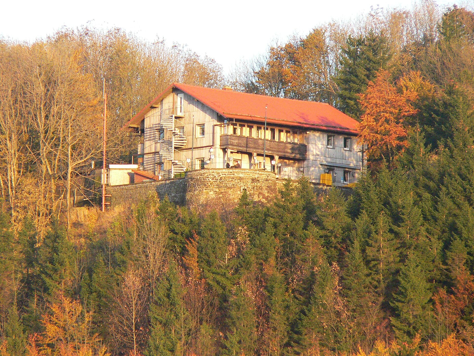 Enzianhütte (via Wikimedia Commons, CC BY-SA 3.0)