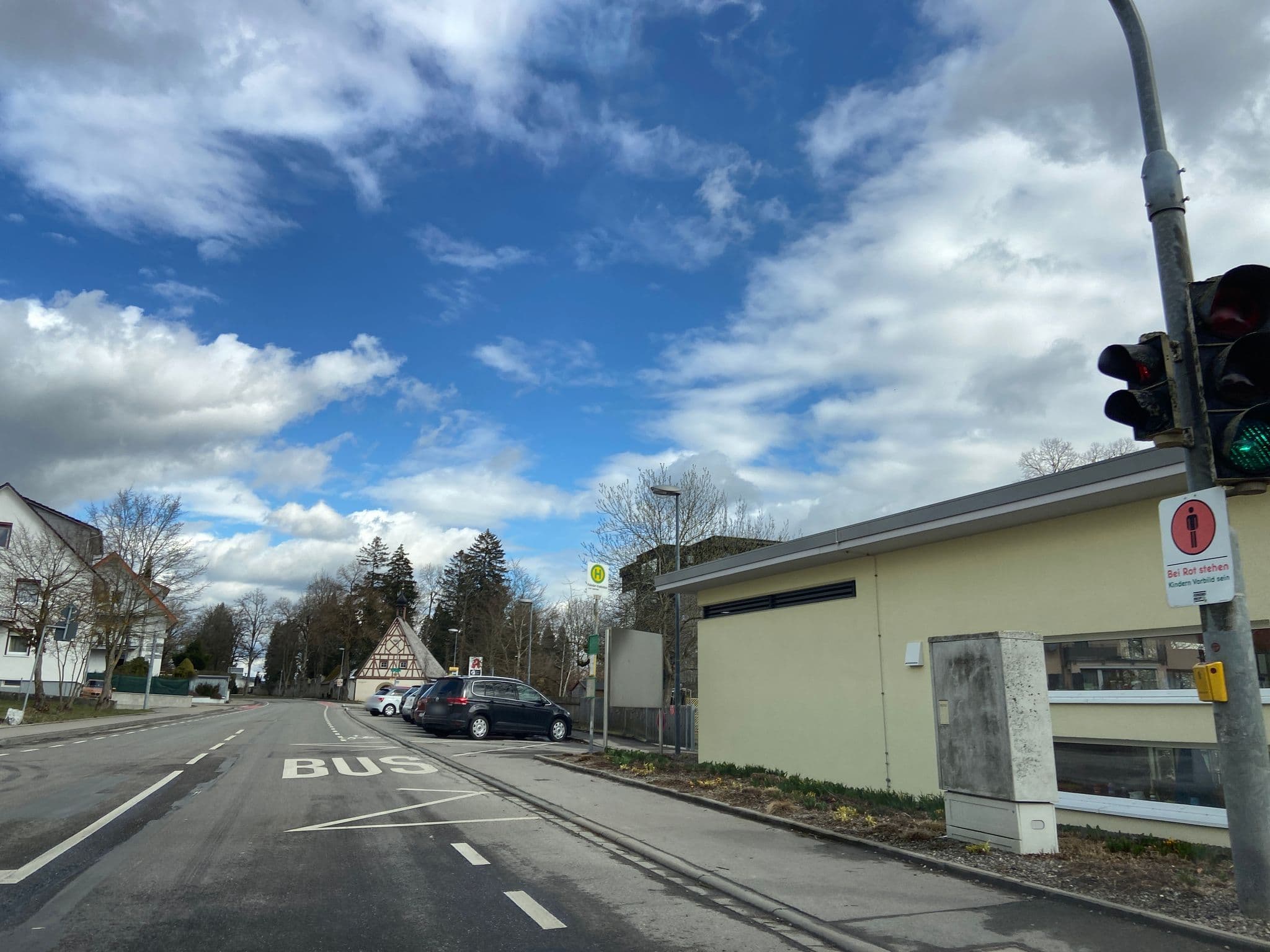 Street view near Gasthaus Mohren, Pfullendorf — © googie0815 (CC BY-SA · Mapillary)