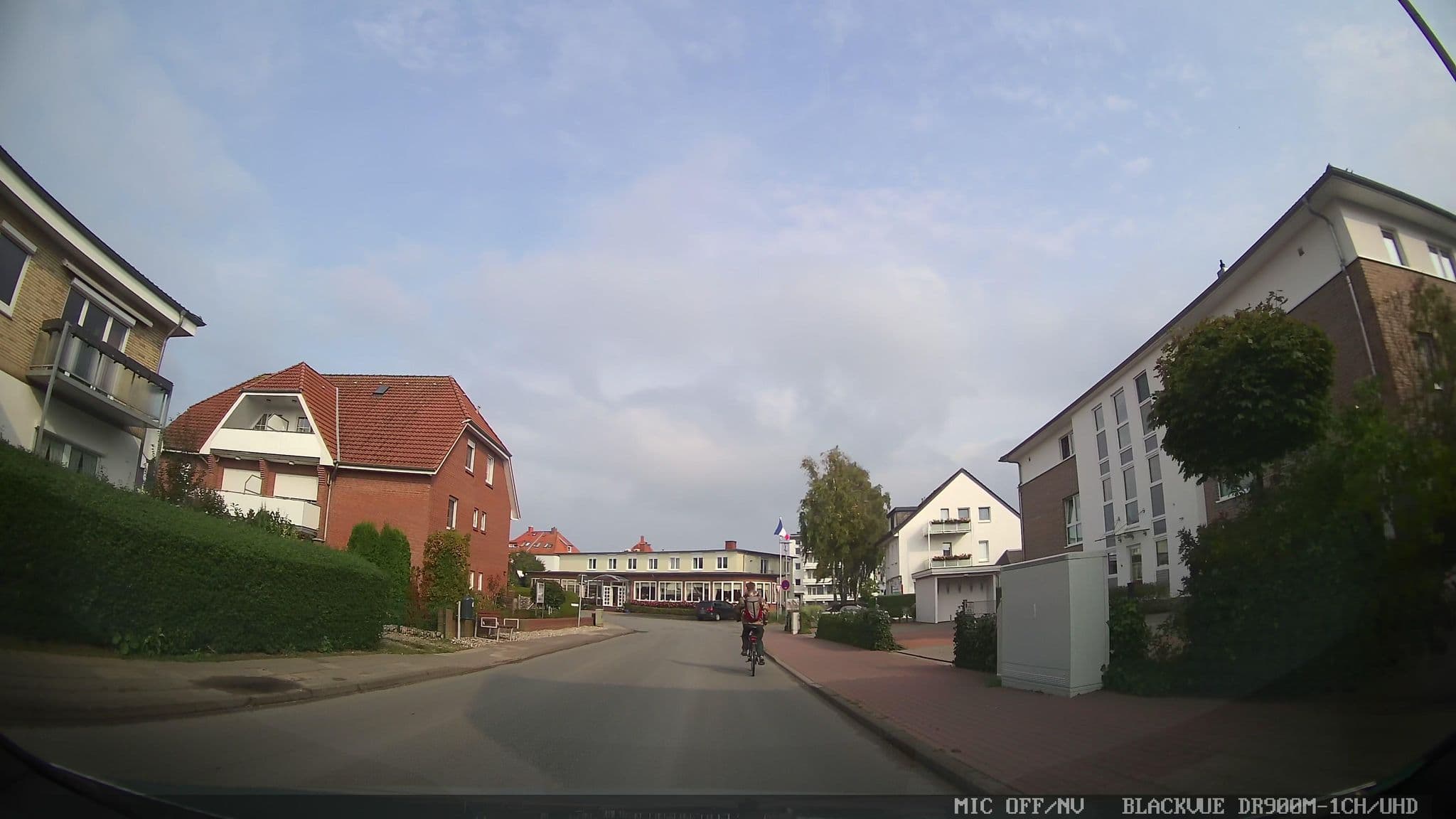 Street view near FeWo Merle (1), Beeke (2), Dortje (3), Enna (4) - Kemnitz, Kellenhusen — © chuck (CC BY-SA · Mapillary)
