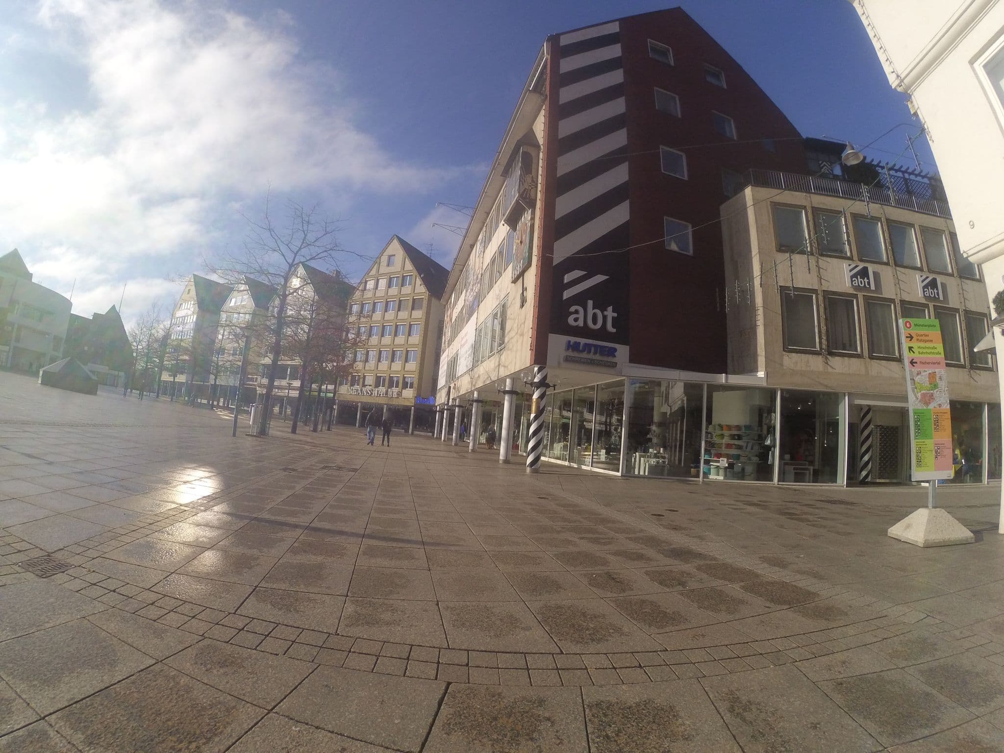 Street view near Motel One, Ulm — © ray66 (CC BY-SA · Mapillary)