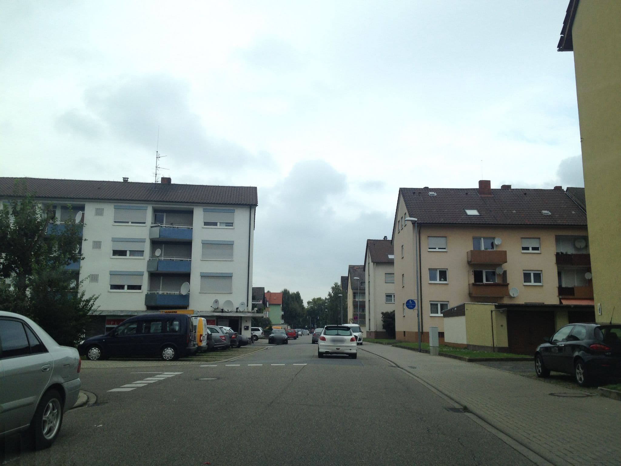 Street view near Hotel Berlin, Schwetzingen — © karl_popp (CC BY-SA · Mapillary)