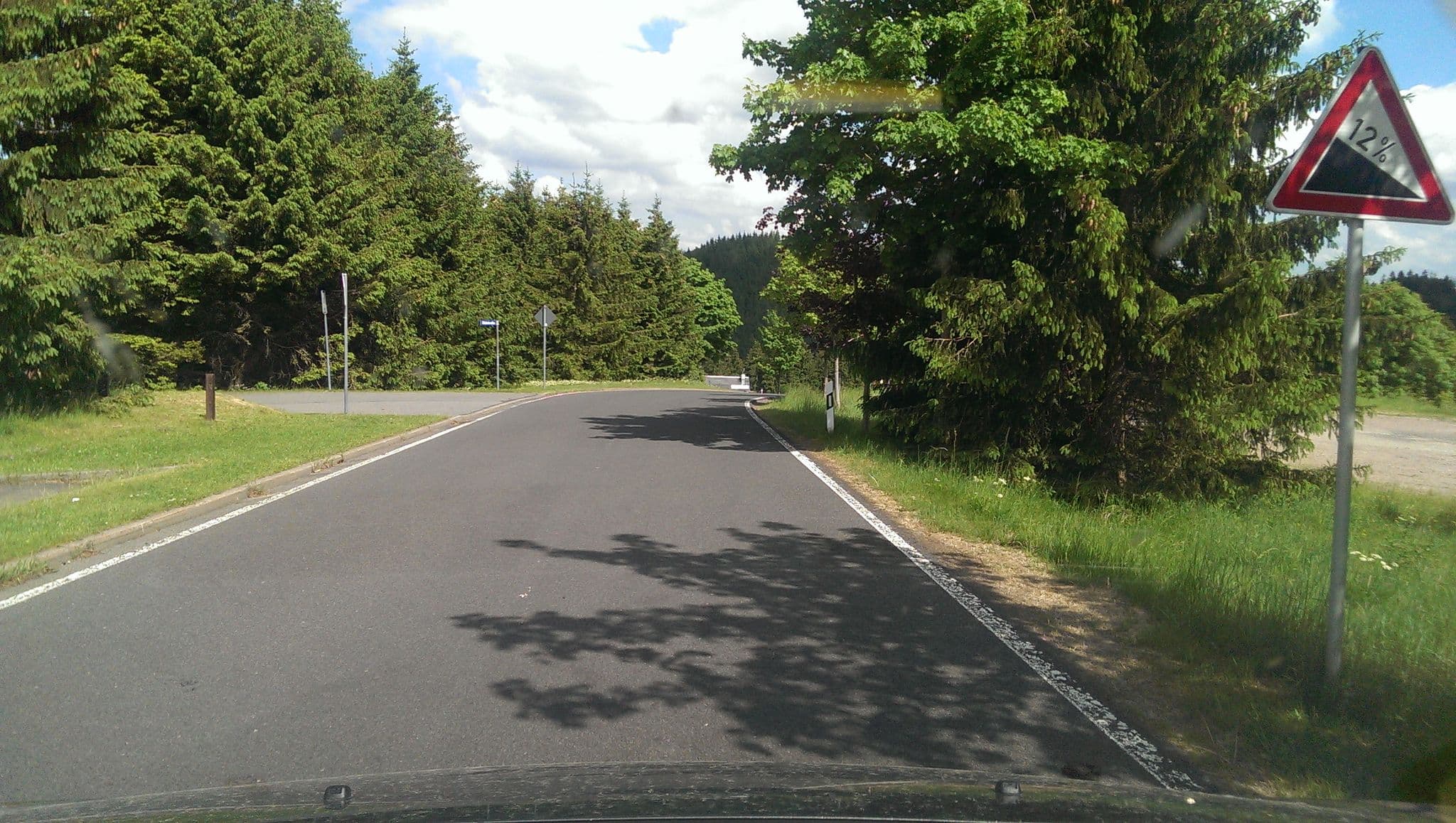 Street view near Ferienwohnung Jürgen Oppermann, Elgersburg — © bufonto (CC BY-SA · Mapillary)
