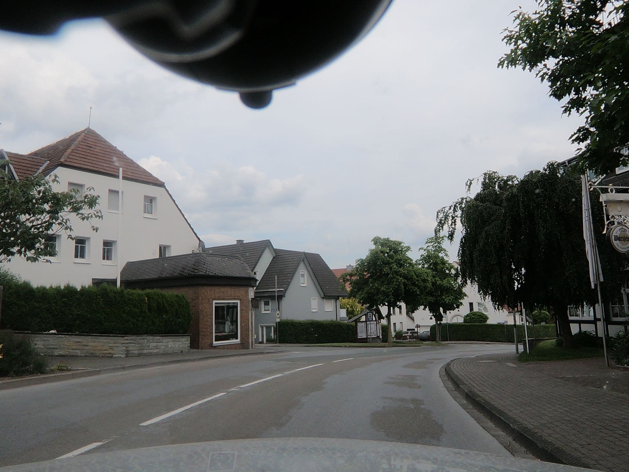 Street view near Romantik Landhotel Knippschild, Rüthen — © chuck (CC BY-SA · Mapillary)
