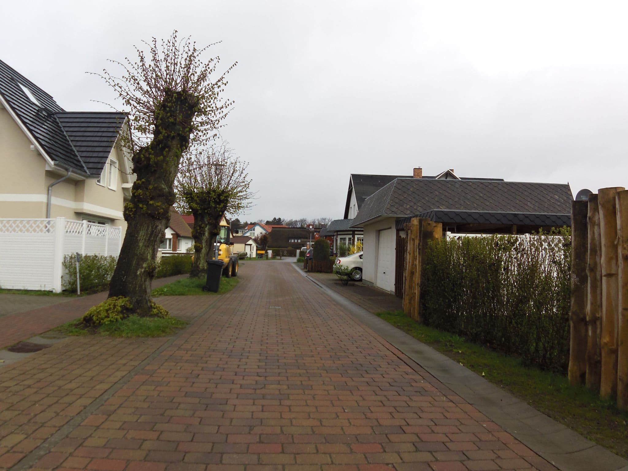 Street view near Haus Strandeck, Zingst — © zoegglmeyr (CC BY-SA · Mapillary)