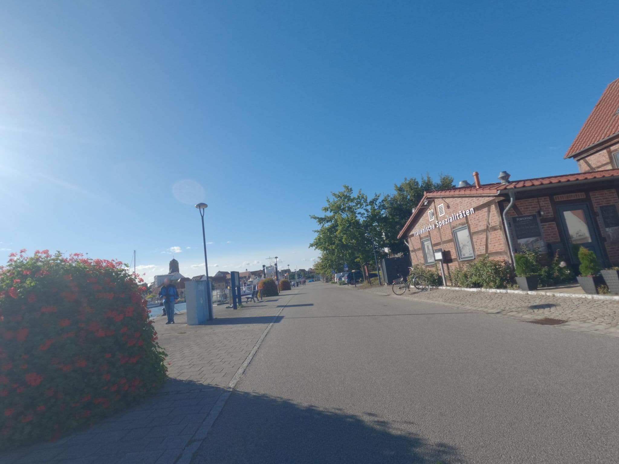 Street view near Porto Fino, Wolgast — © masterofnoroad (CC BY-SA · Mapillary)