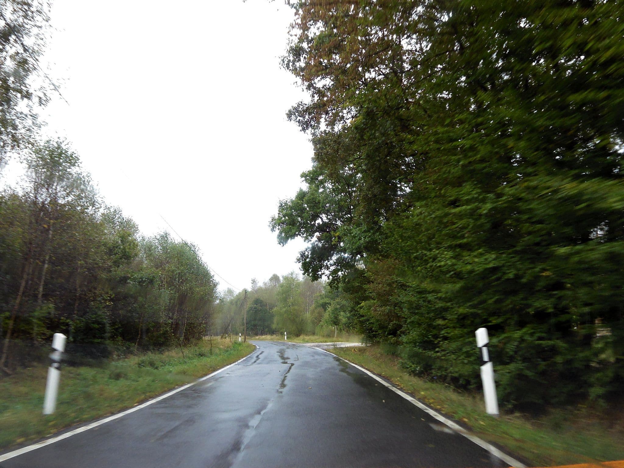 Street view near Waldjugendzeltplatz Salzlackwiese, Spabrücken — © moenk (CC BY-SA · Mapillary)