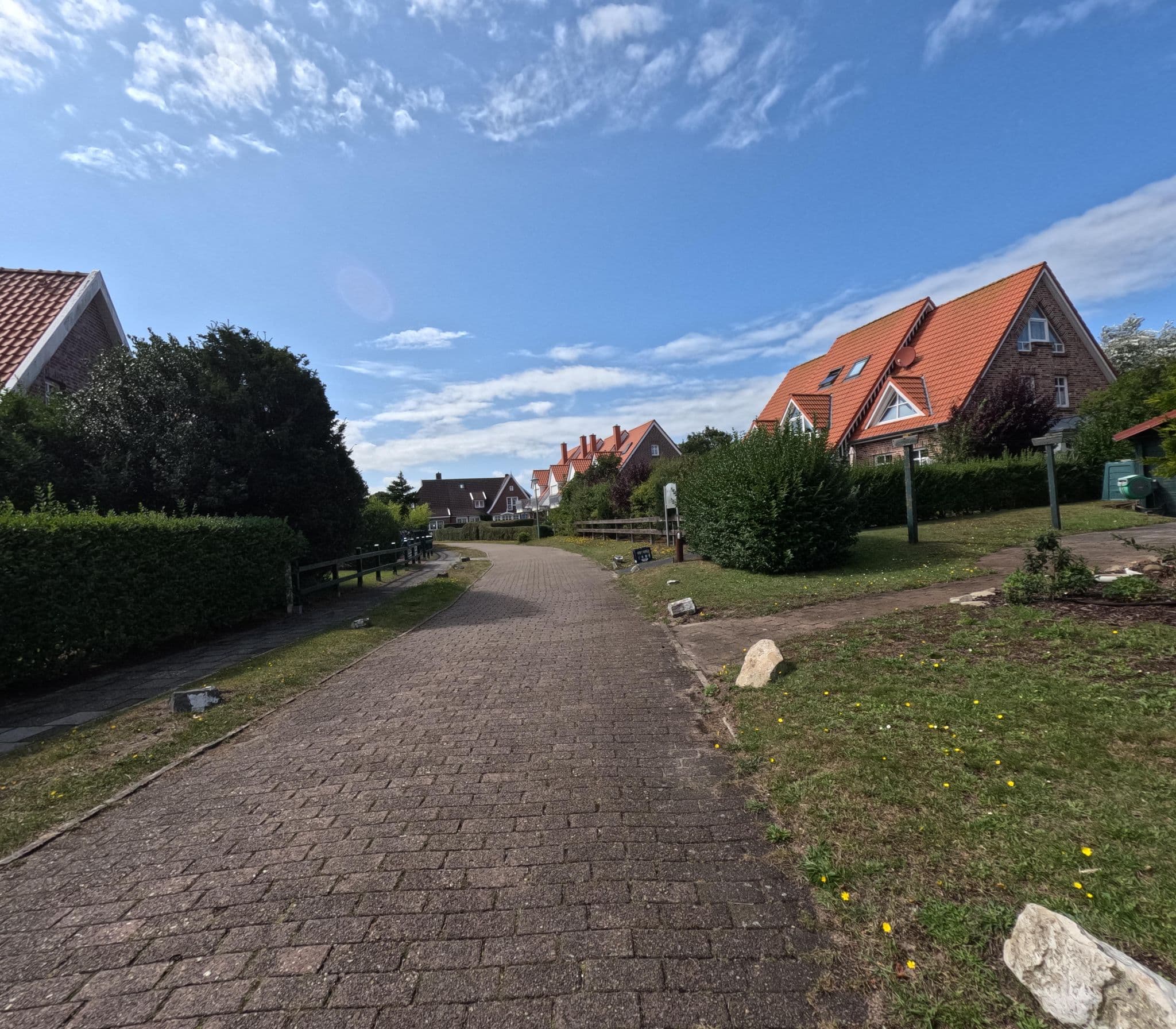 Street view near Haus De Veermaster, Langeoog — © rempshaener (CC BY-SA · Mapillary)