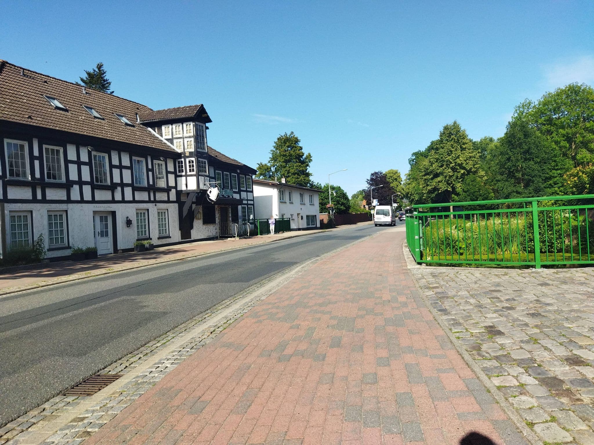 Street view near Akzent Hotel Zur Wasserburg, Harpstedt — © changchun1 (CC BY-SA · Mapillary)