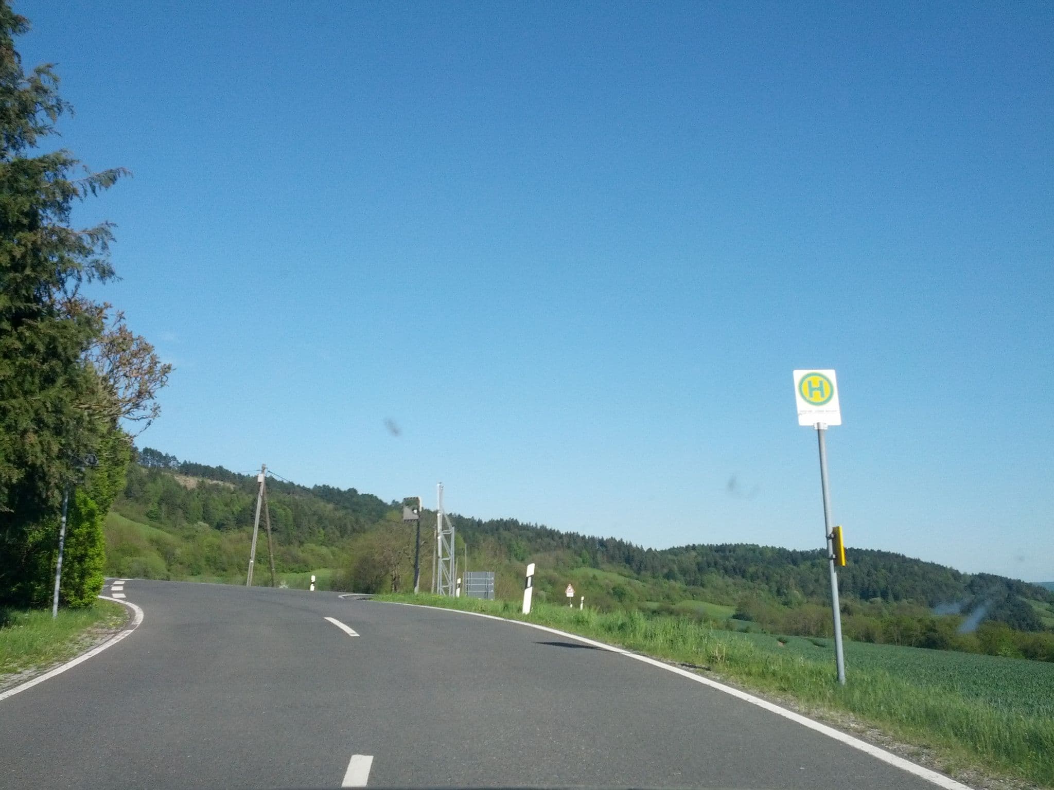 Street view near Gasthof & Cafe „Zur schönen Aussicht“, Uder — © zoegglmeyr (CC BY-SA · Mapillary)
