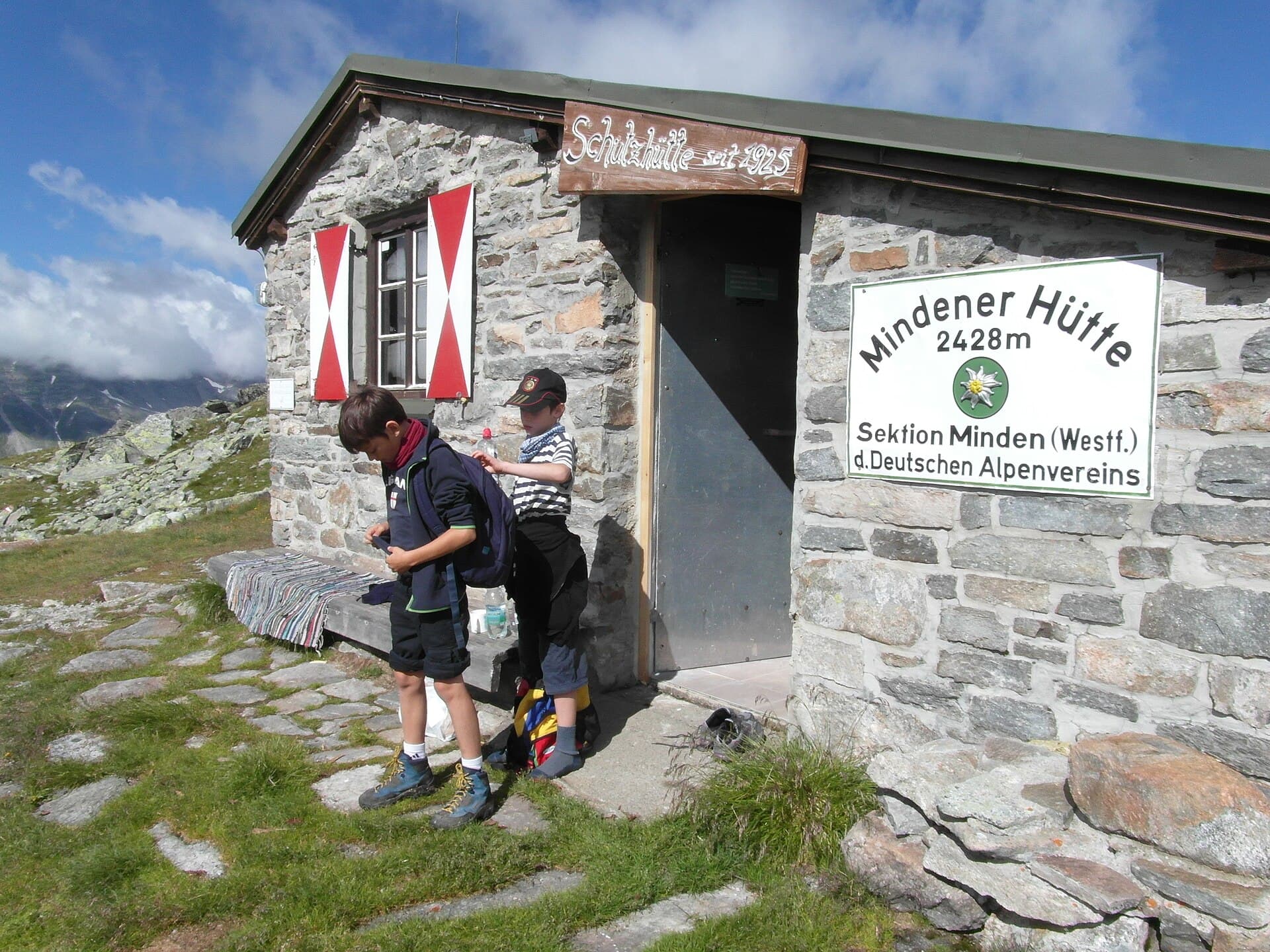 Mindener Hütte (via Wikimedia Commons, CC BY-SA 4.0)