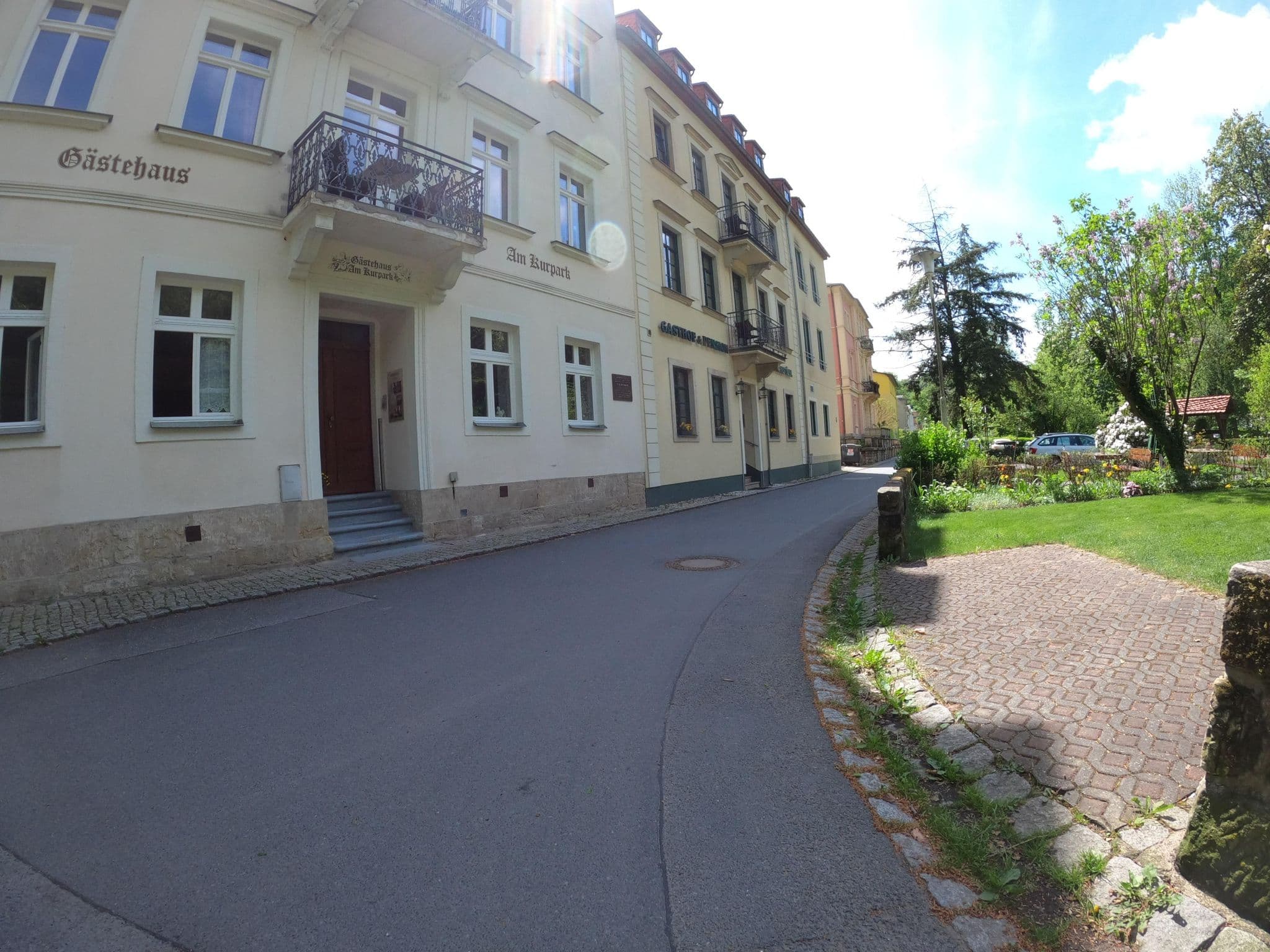 Street view near Gästehaus am Kurpark, Bad Schandau — © masterofnoroad (CC BY-SA · Mapillary)