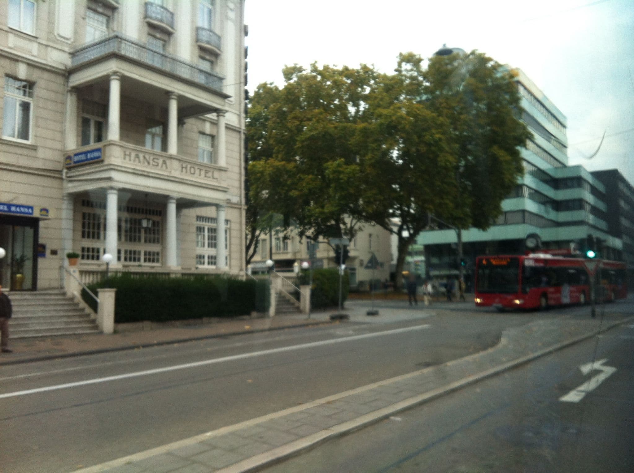 Street view near Hotel Hansa, Wiesbaden — © miguel_andrade (CC BY-SA · Mapillary)