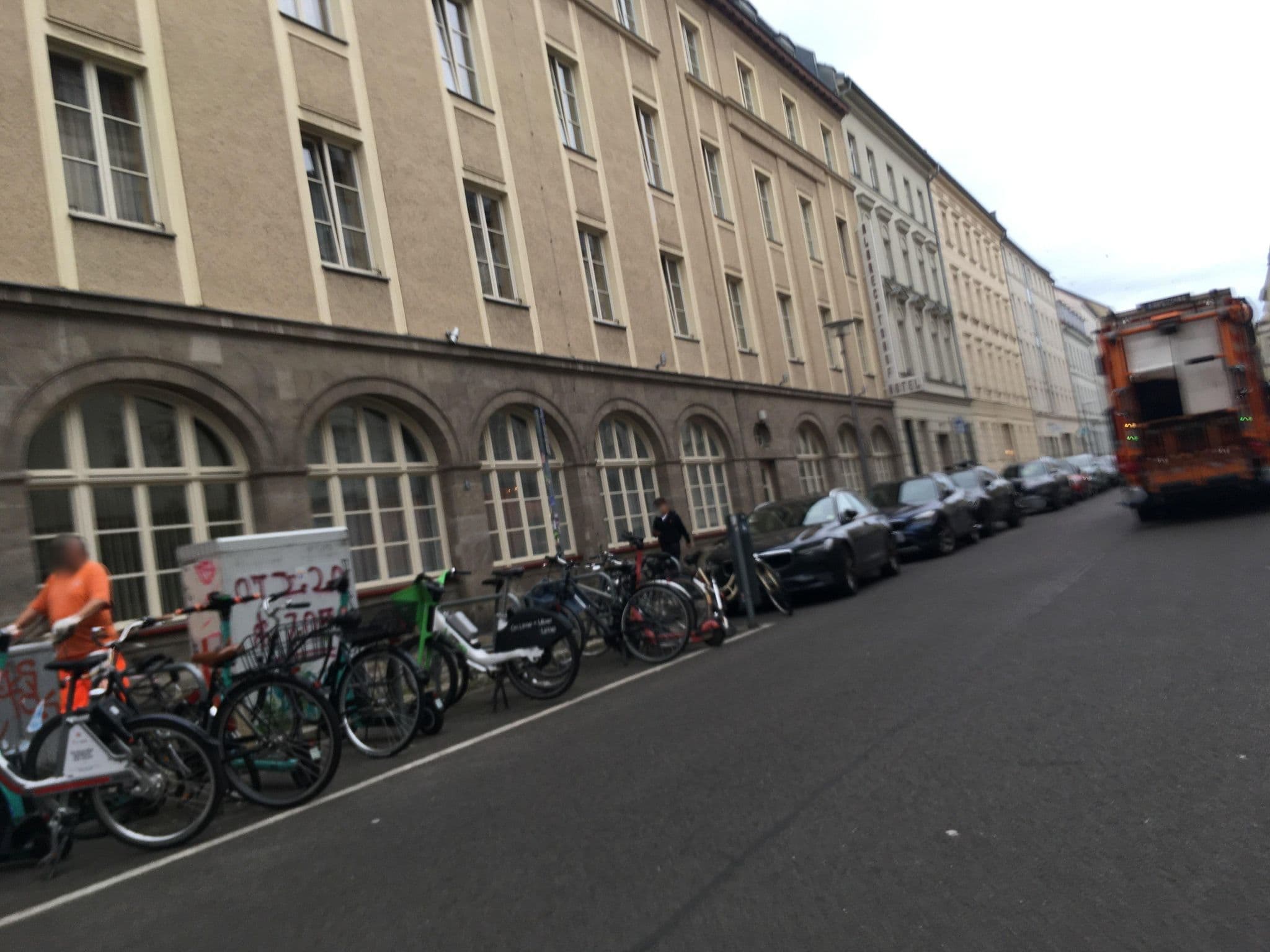 Street view near martas Hotel Albrechtshof Berlin, Tiergarten — © carlheinz (CC BY-SA · Mapillary)