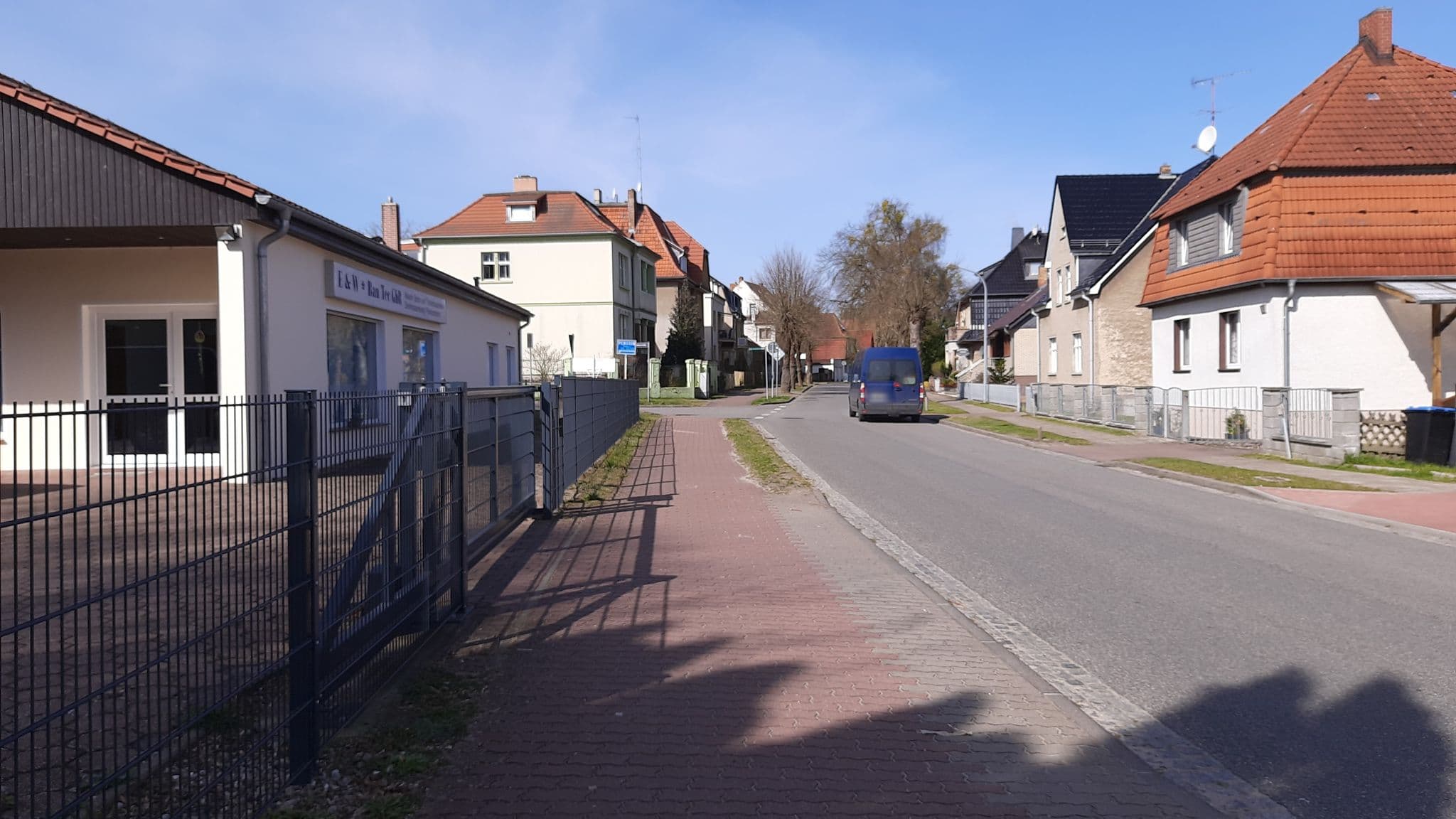 Street view near Zur Alten Bornmühle, Fürstenberg — © halo92 (CC BY-SA · Mapillary)