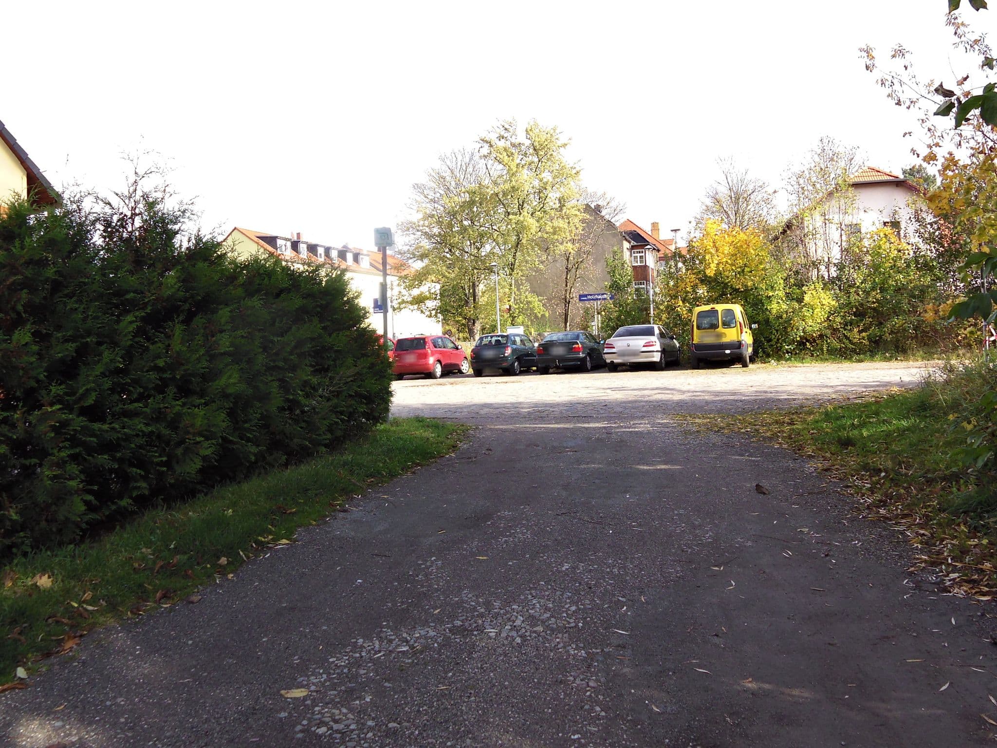 Street view near Pension Am Bahnhof Holzhausen, Großpösna — © zoegglmeyr (CC BY-SA · Mapillary)