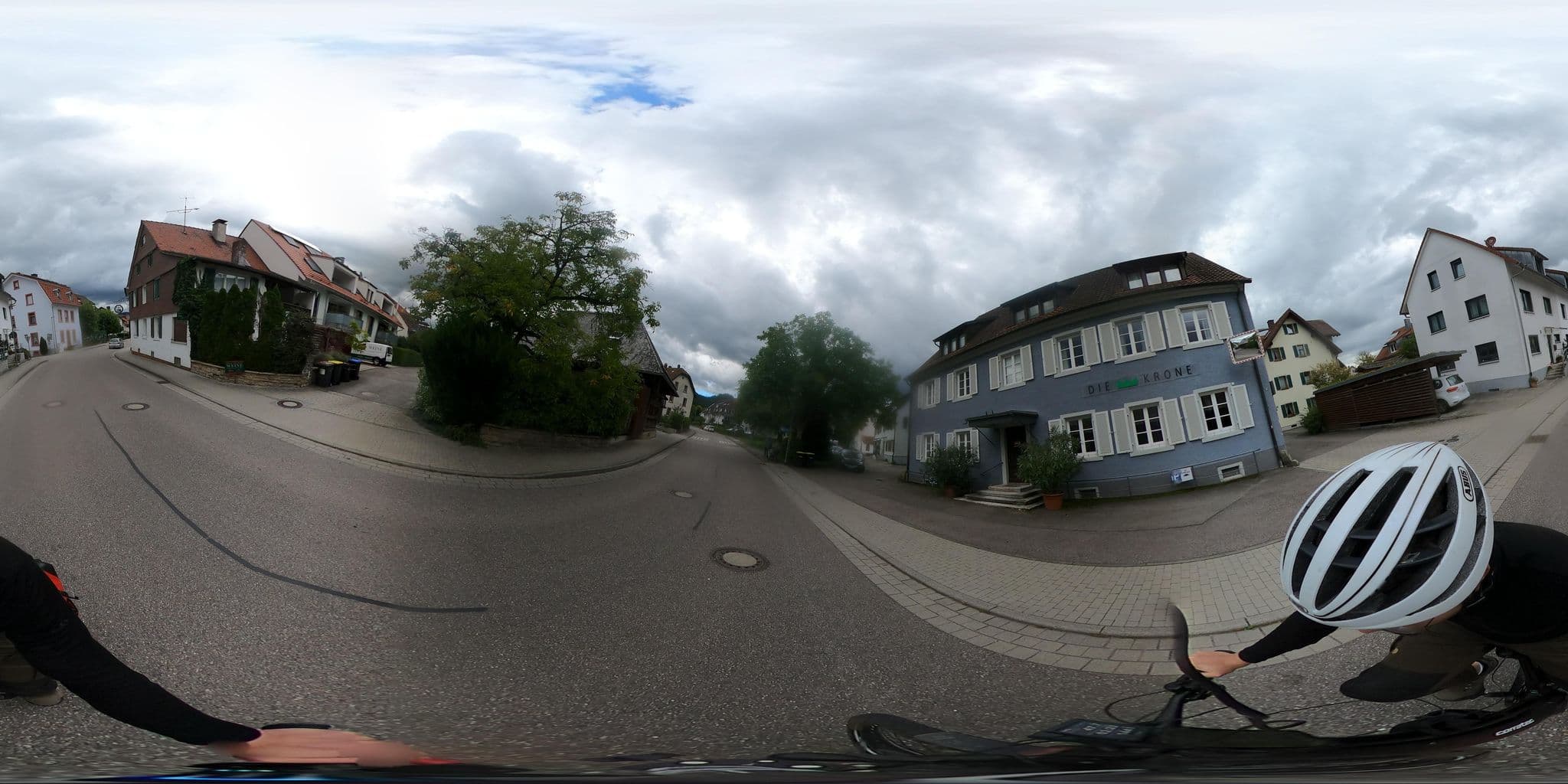 Street view near Die Krone, Kirchzarten — © RadNETZ (CC BY-SA · Mapillary)
