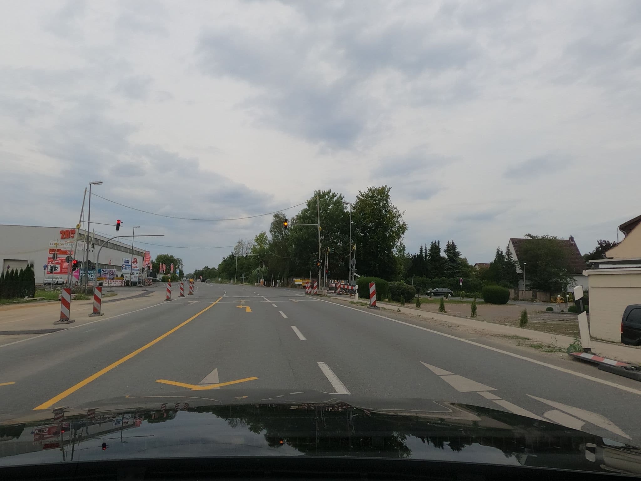 Street view near Apex, Hemmingen — © skjall (CC BY-SA · Mapillary)