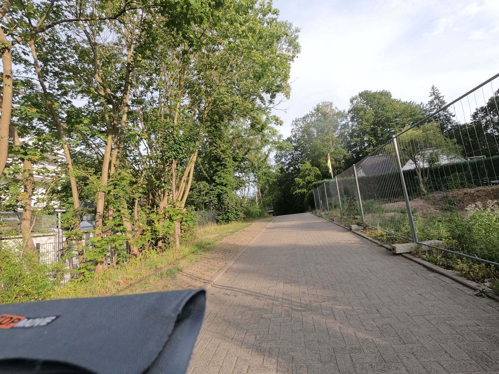 Street view near The Cozy Hotel, Timmendorfer Strand — © u14183 (CC BY-SA · Mapillary)