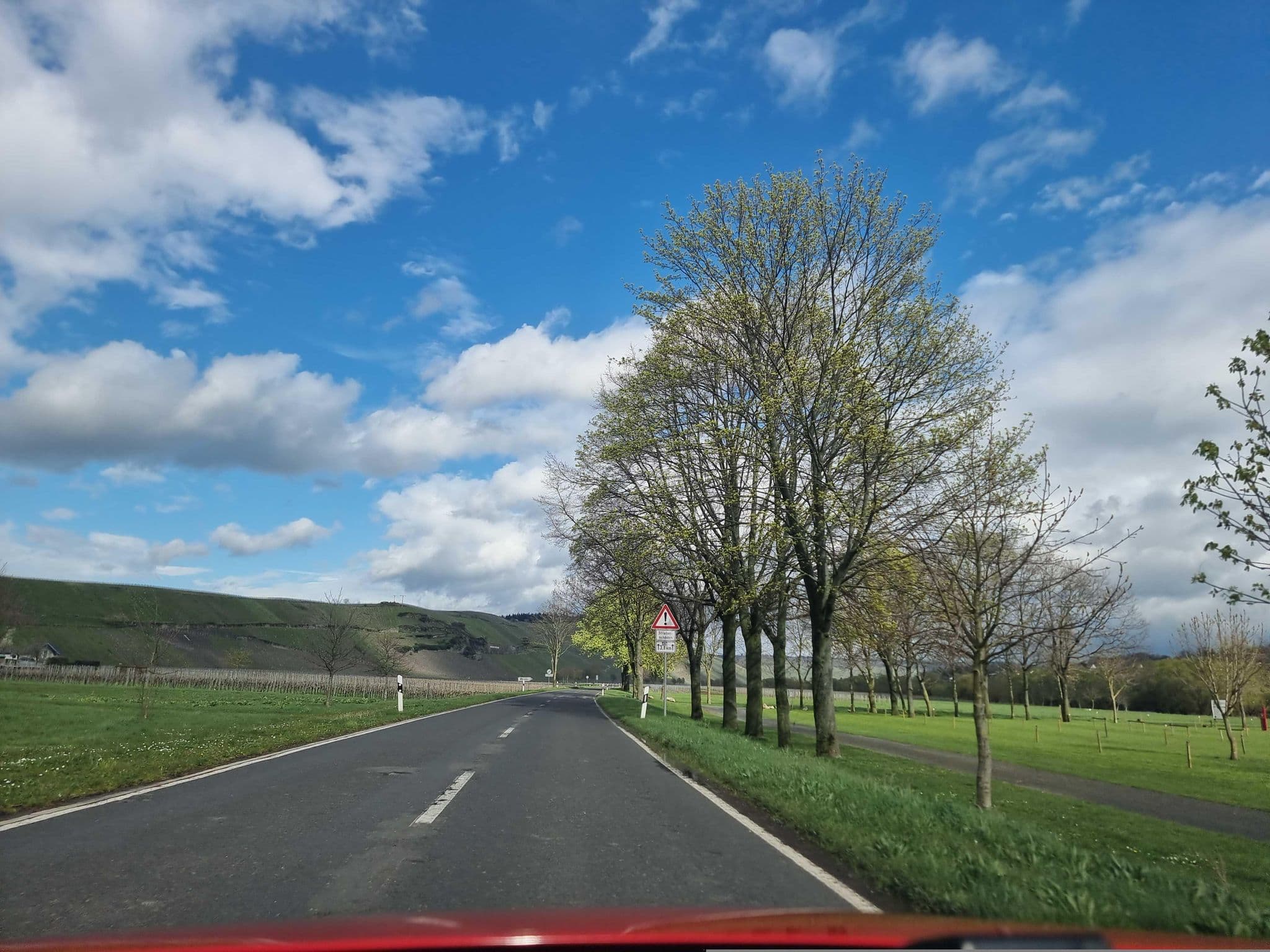 Street view near Wohnmobilpark Kesten, Brauneberg — © ma_rt_in (CC BY-SA · Mapillary)