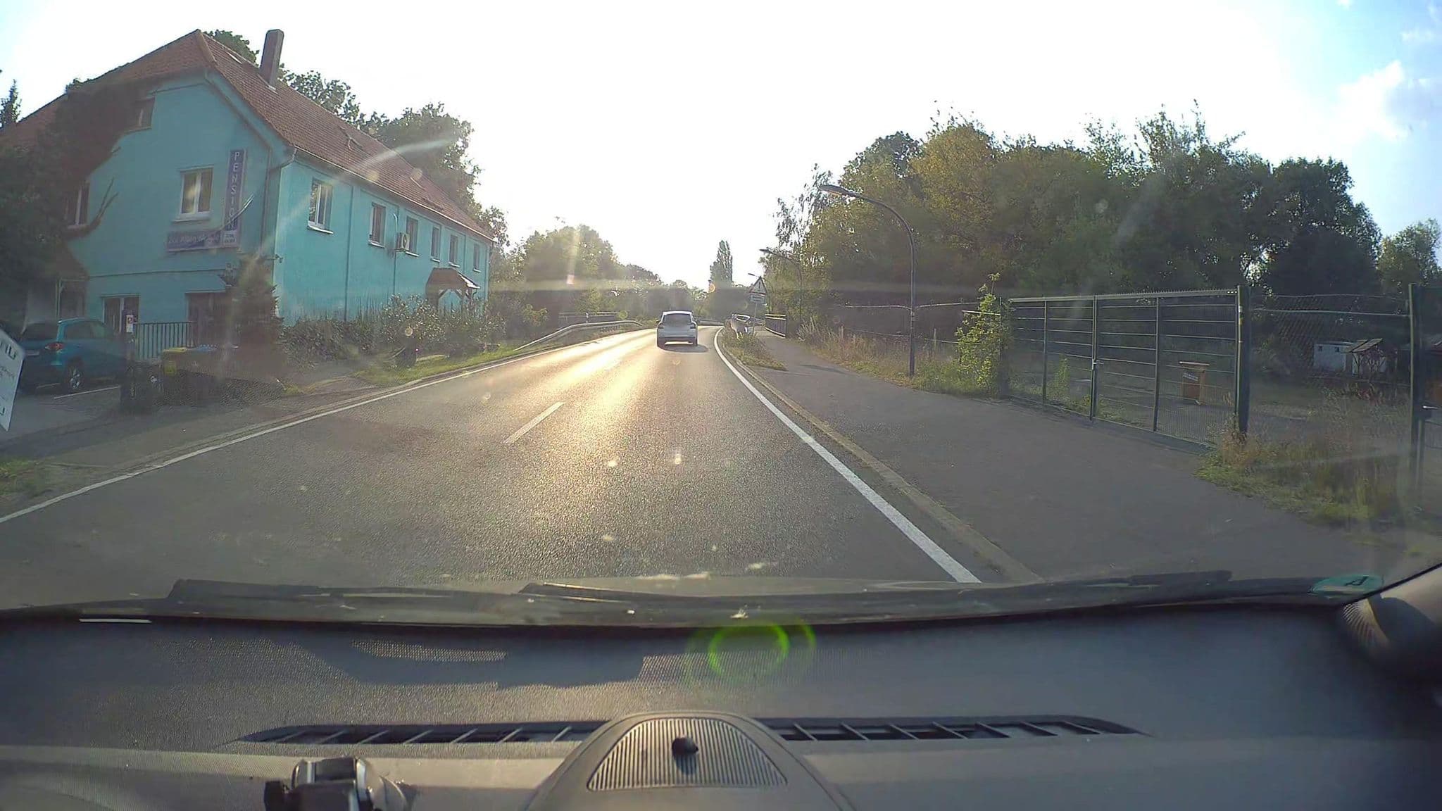 Street view near Pension "Zur alten Mühle", Rötha — © poxonline (CC BY-SA · Mapillary)