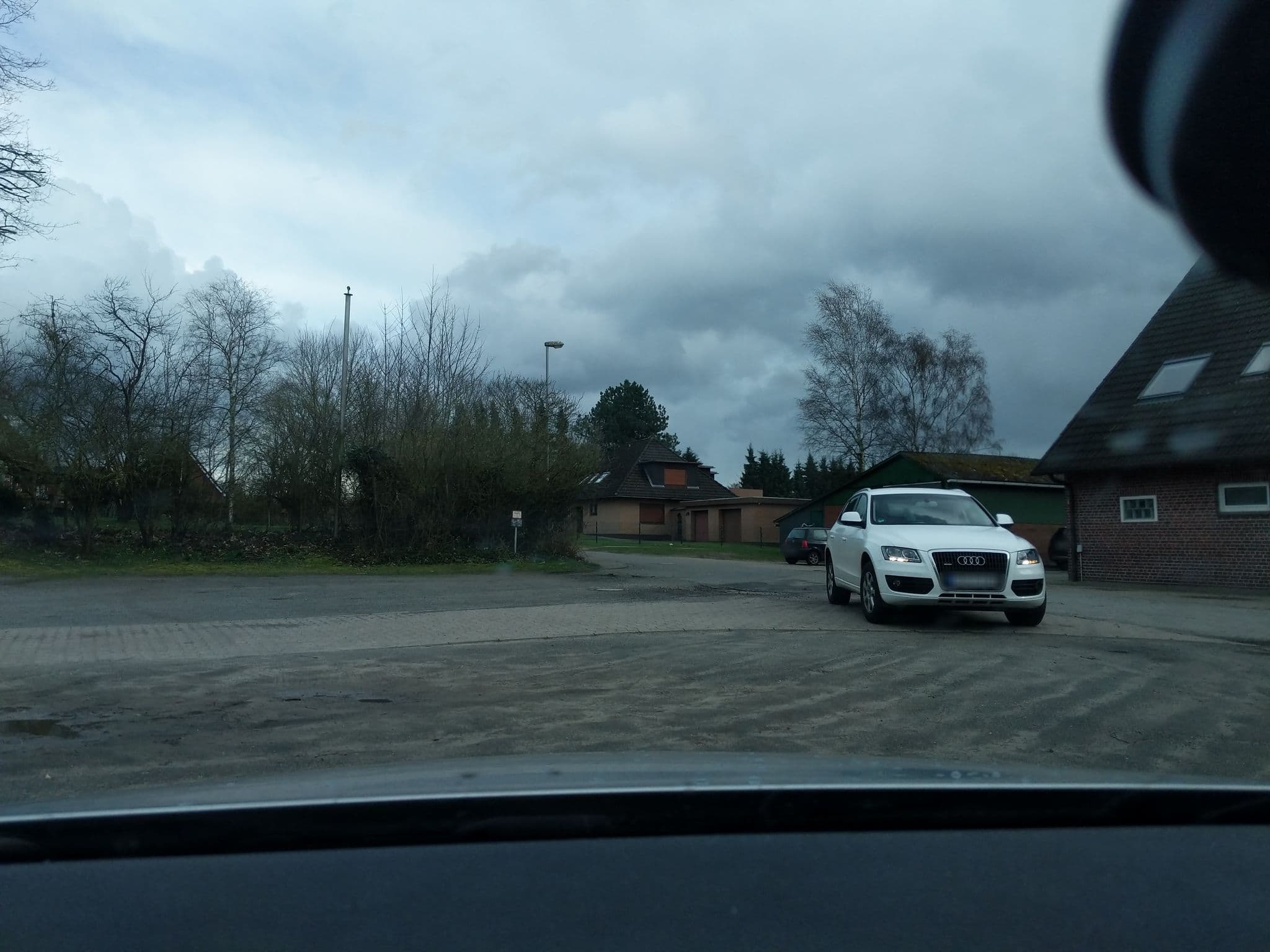 Street view near Plate's Osteblick, Oldendorf — © nesshof (CC BY-SA · Mapillary)