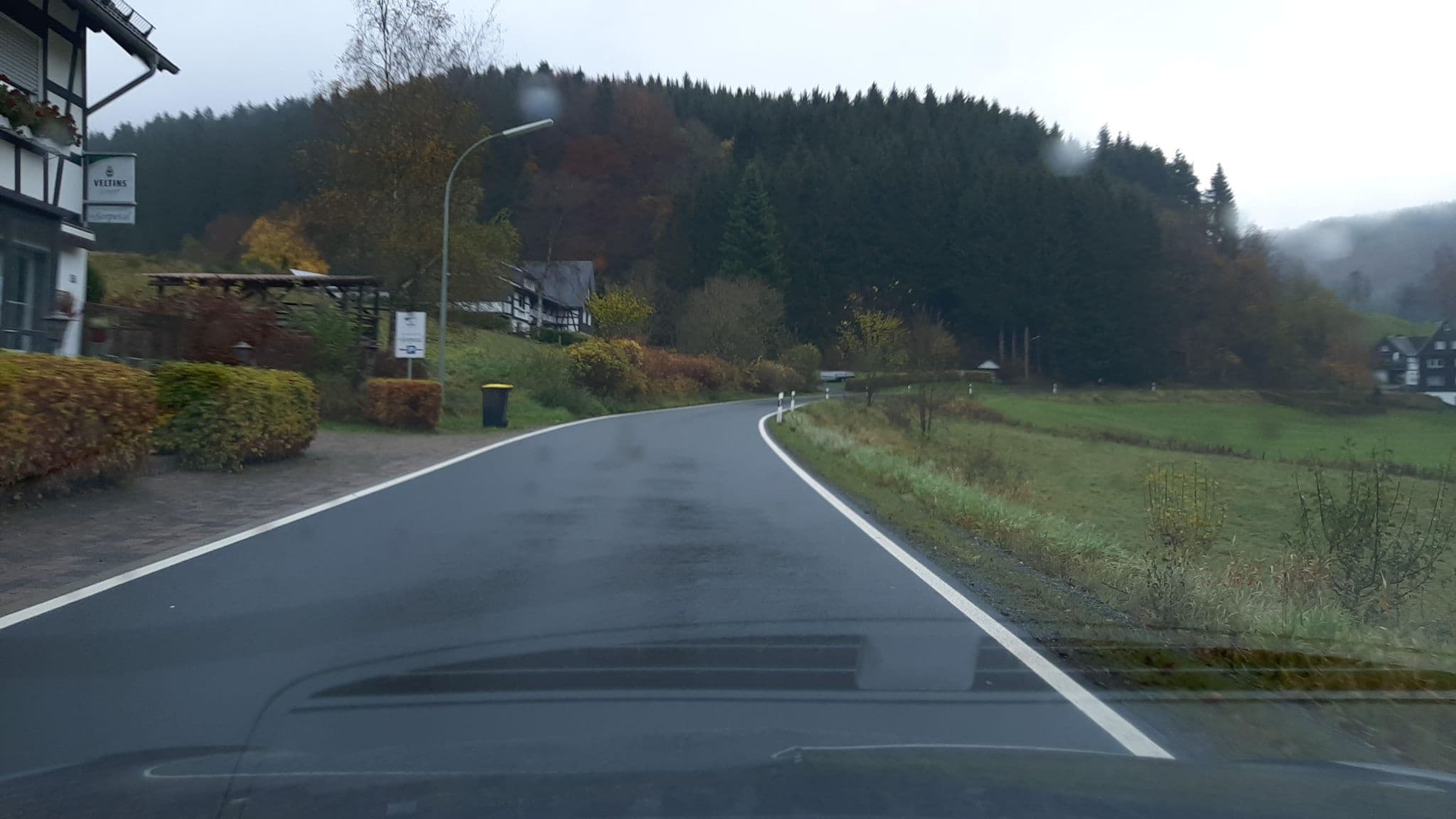 Street view near Landgasthof " Zum Sorpetal ", Bödefeld — © Lowiekse (CC BY-SA · Mapillary)