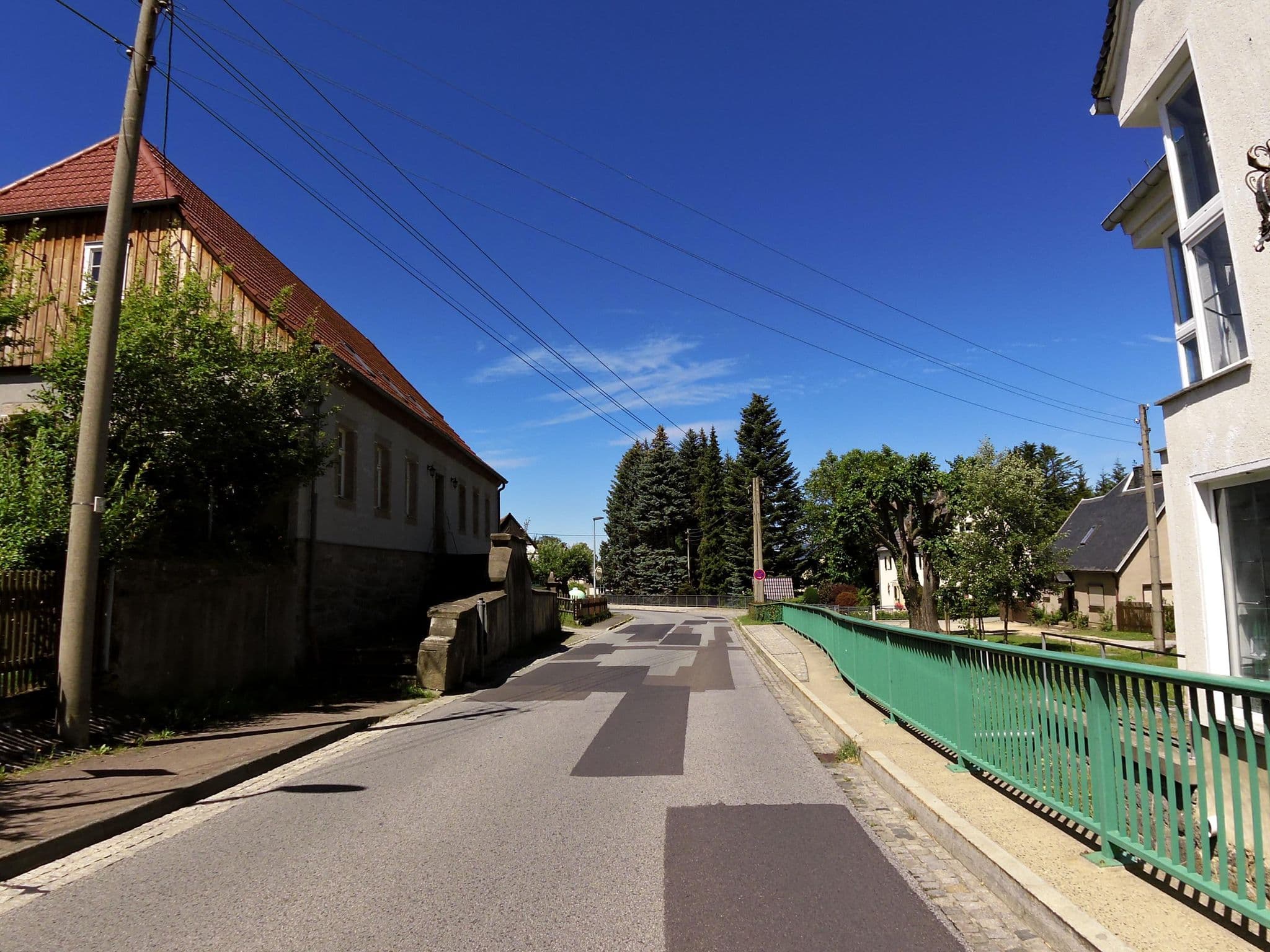 Street view near Scheunen-Oase, Cunewalde — © fell3 (CC BY-SA · Mapillary)