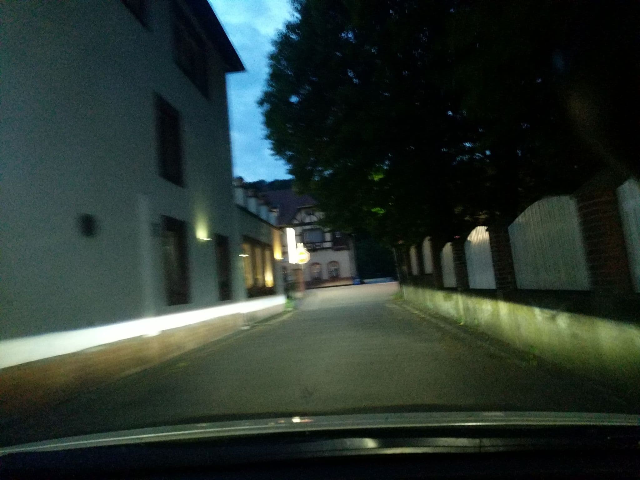 Street view near Barbarossahof, Kaiserslautern — © edddy (CC BY-SA · Mapillary)