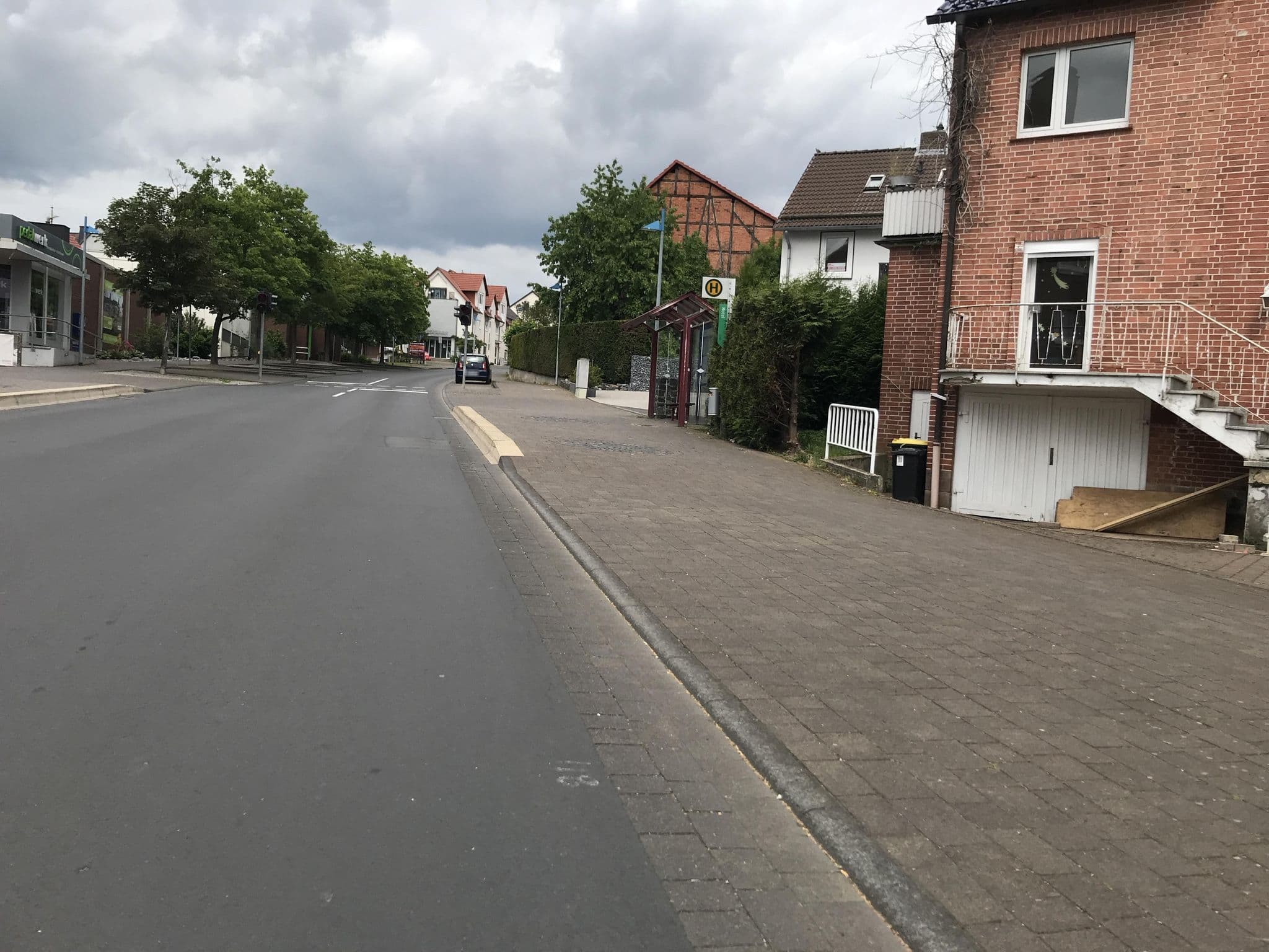 Street view near Hotel Stadt Baunatal, Baunatal — © troher15 (CC BY-SA · Mapillary)
